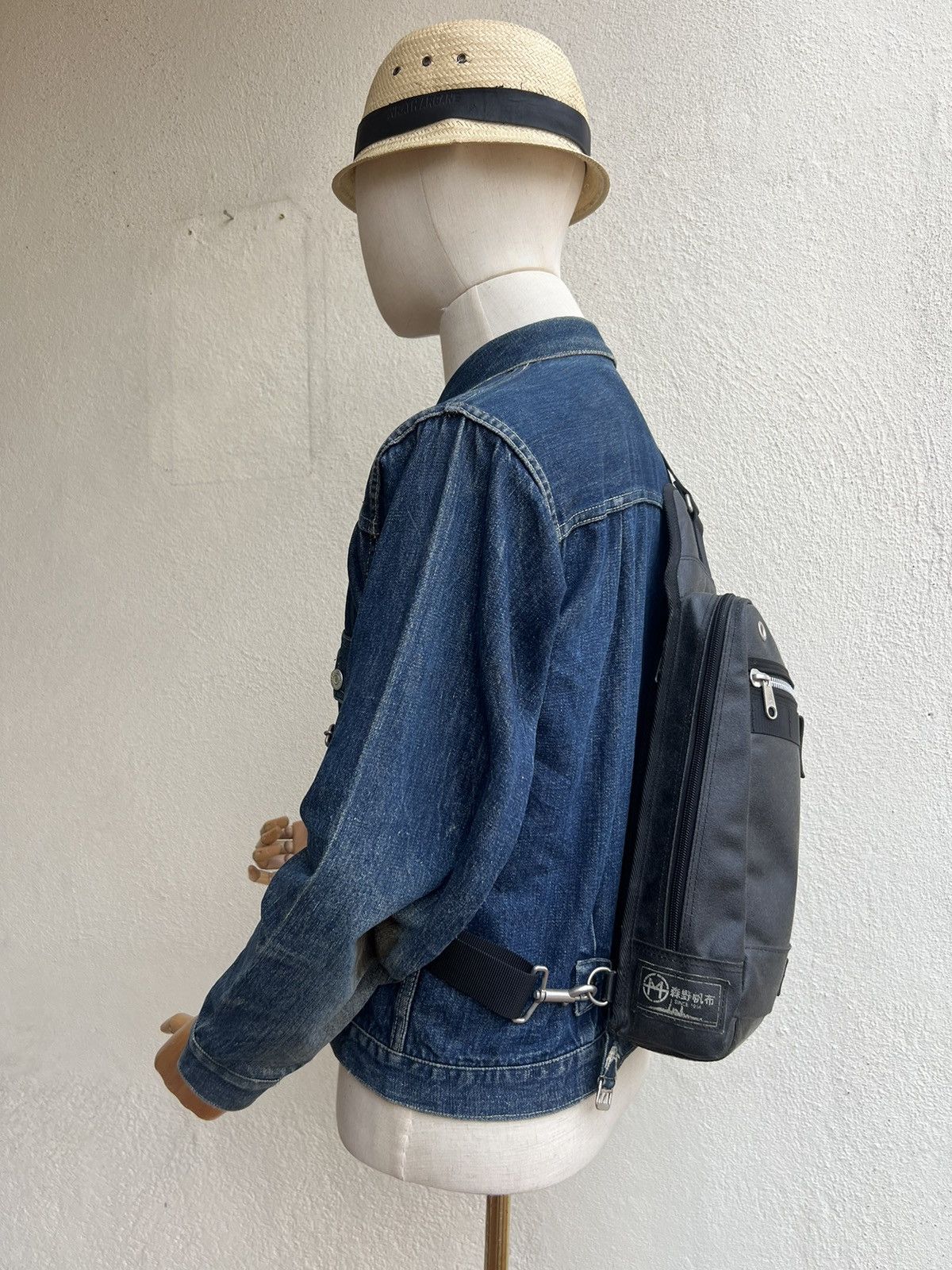 Japanese Brand × Leather Vintage SEAL Japan Waxed Canvas Leather Crossbody Bag Size ONE SIZE - 4 Thumbnail