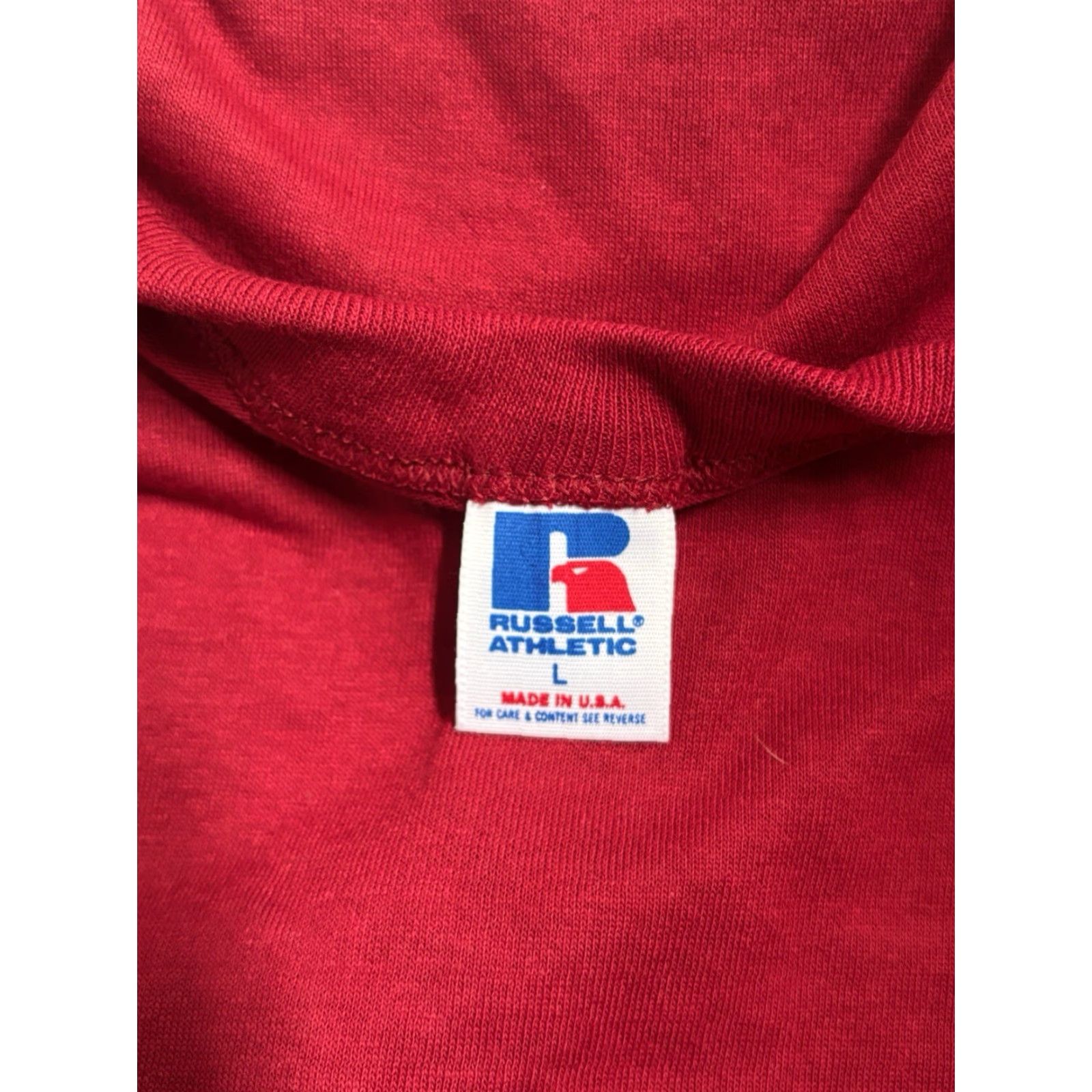 Russell Athletic VINTAGE Russell Athletic T-Shirt Mens L Crew Neck Cardinal Red 90s Deadstock NWOT Single Stitch Poly/Cotton 1990s Made in USA Size US L / EU 52-54 / 3 - 3 Thumbnail