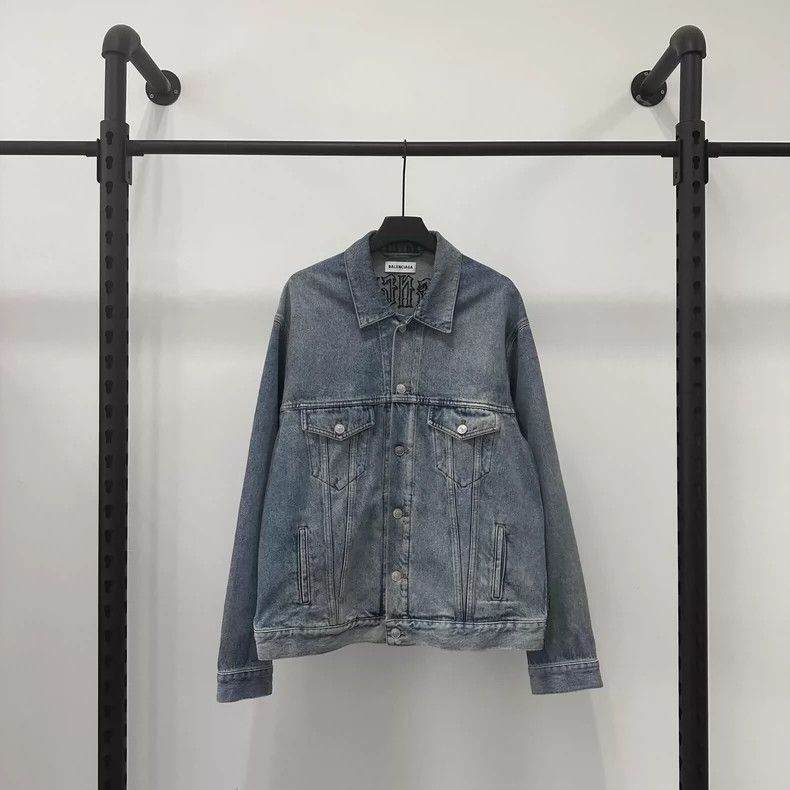 Balenciaga Balenciaga SS19 Denim Jacket with Logo Embroidery-2506 Size US XS / EU 42 / 0 - 1 Thumbnail
