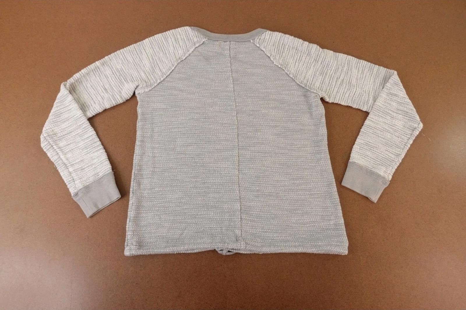 Other Maurices Women's Gray Shimmer Knit Sweater Size M / US 6-8 / IT 42-44 - 2 Thumbnail