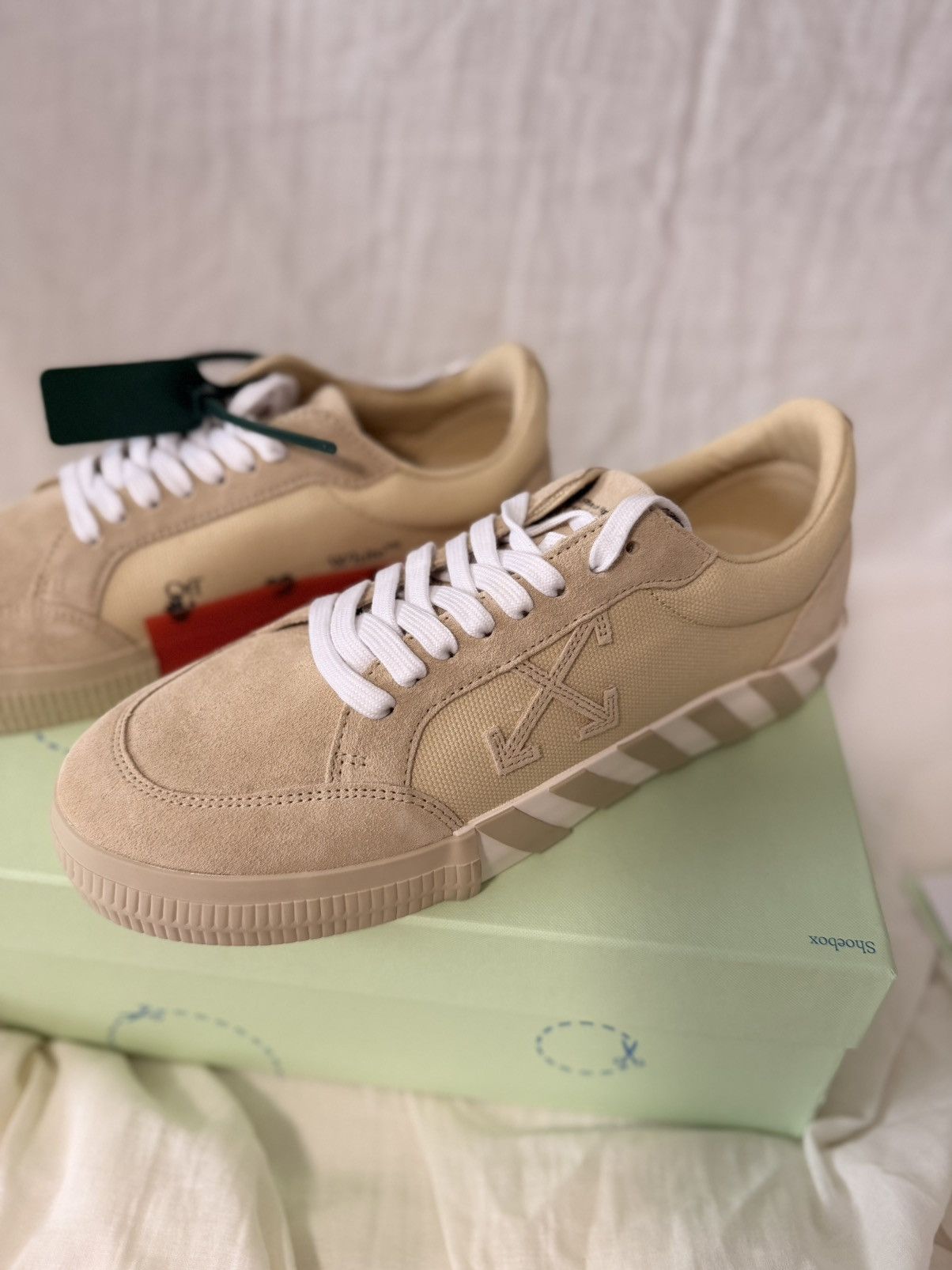 Off-White Off-White Low Vulcanized Beige Men's Sneakers Size US 11 / EU 44 - 3 Thumbnail