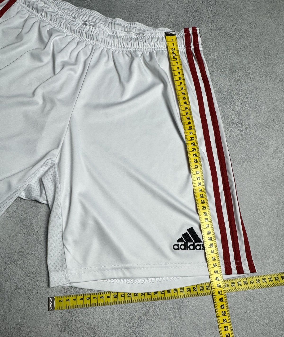 Adidas Manchester United 2019 2020 Home Soccer Shorts Adidas Size US 34 / EU 50 - 11 Thumbnail