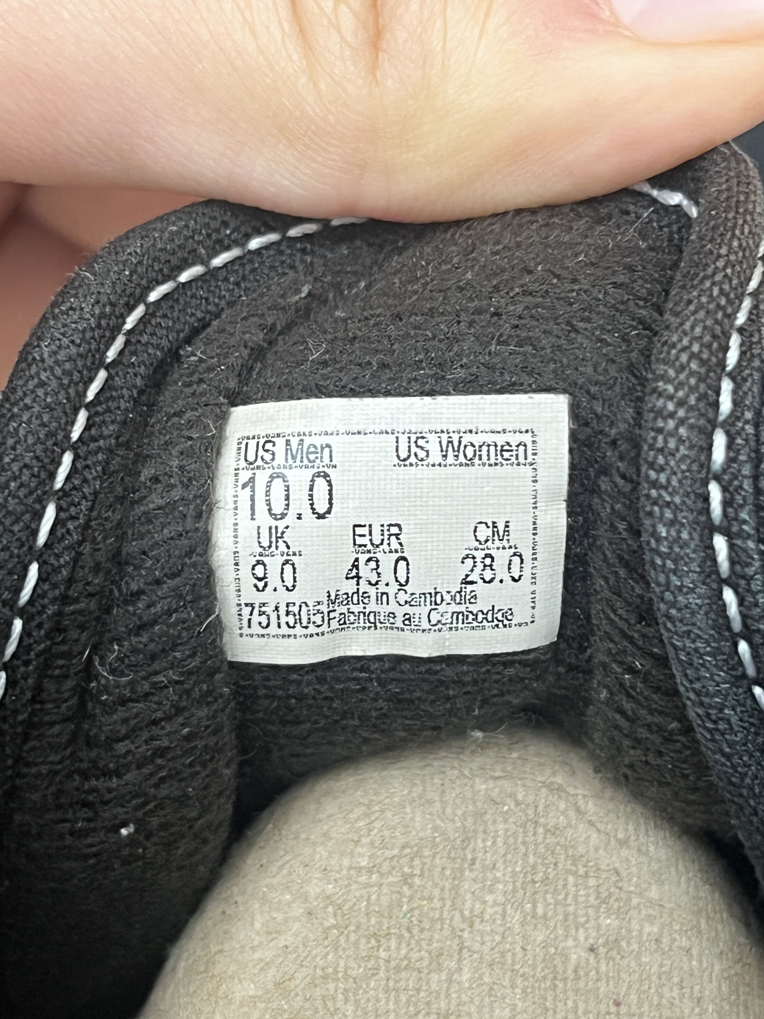 Vans Two Pairs VANS Old Skools US10.5 and 10 Size US 10 / EU 43 - 8 Thumbnail