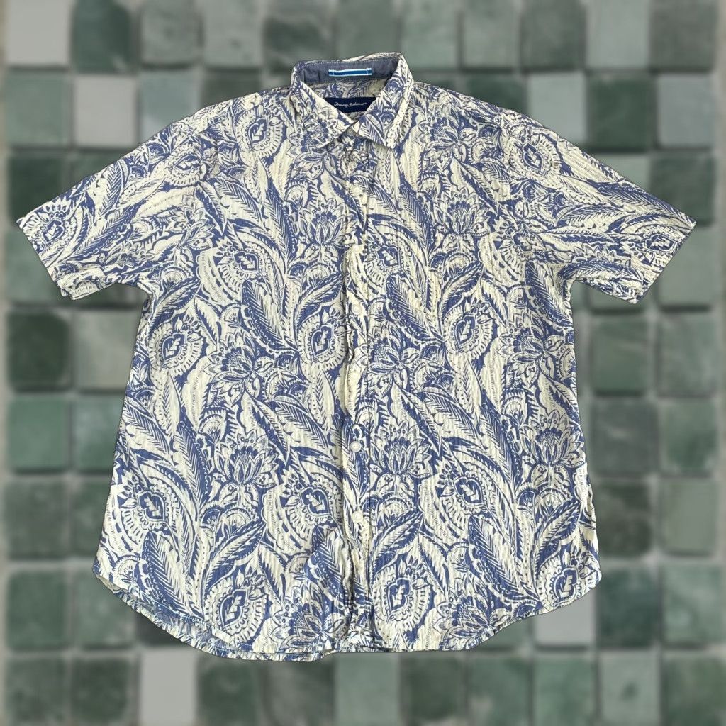 Tommy Bahama Tommy Bahama Shirt Men Medium Blue Floral AOP Short Sleeve NWOT Size US M / EU 48-50 / 2 - 1 Thumbnail