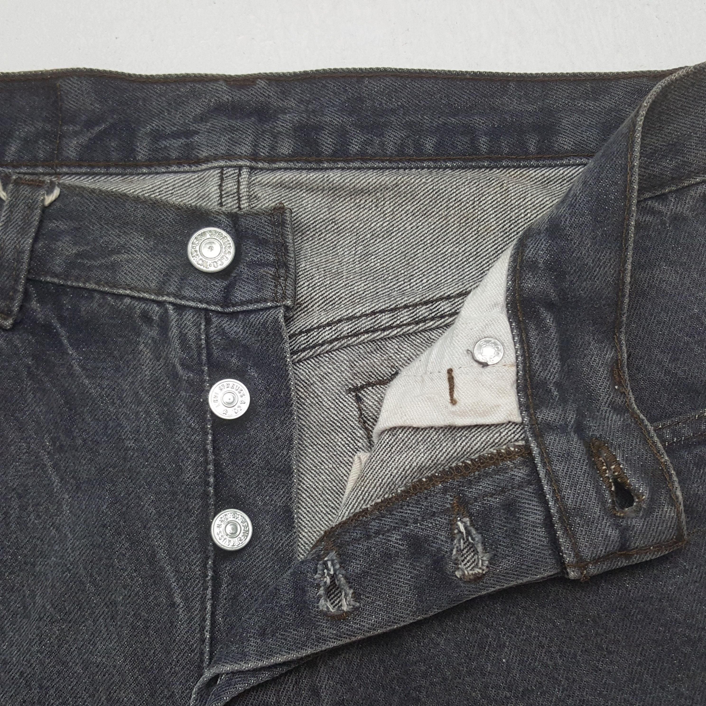 Levi's Vintage Levi's Black Jeans Size US 30 / EU 46 - 12 Thumbnail