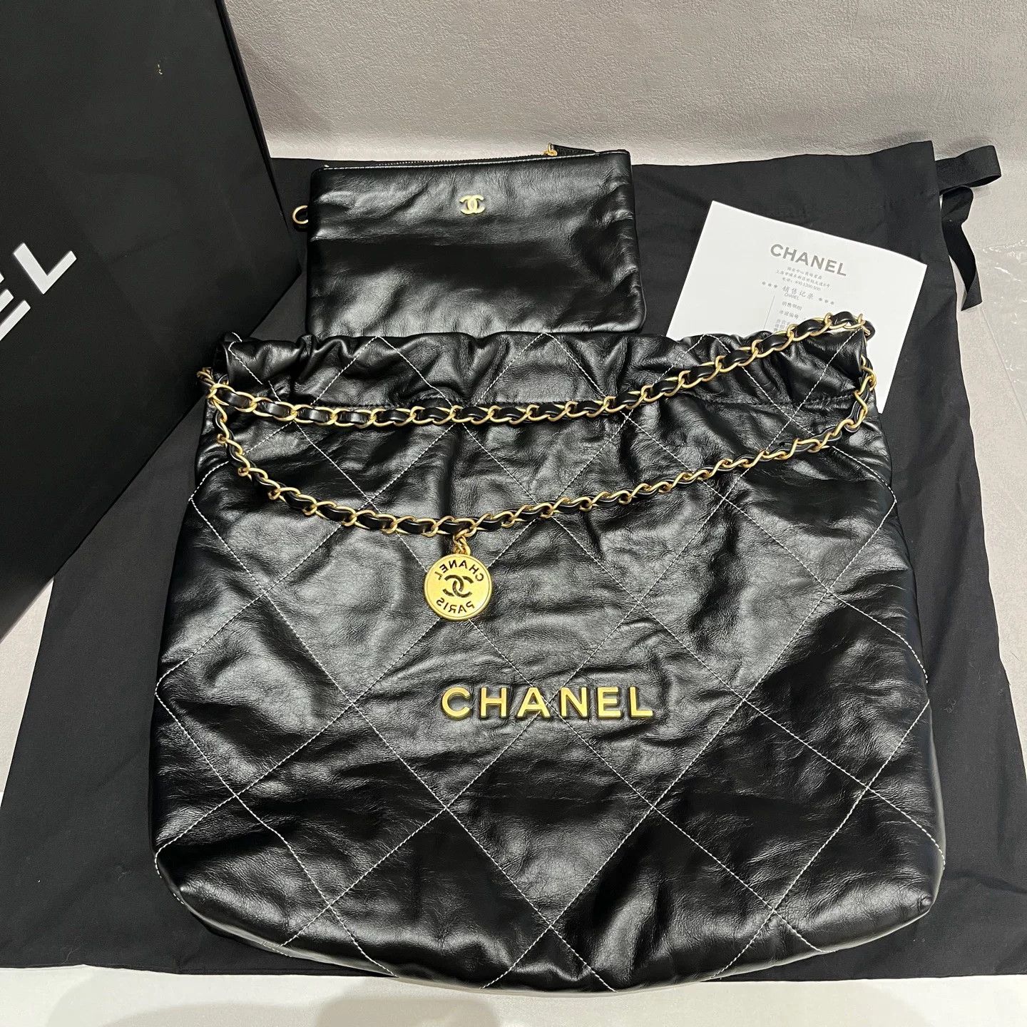 Chanel Pre-loved Bag Very good condition Size ONE SIZE - 1 Thumbnail
