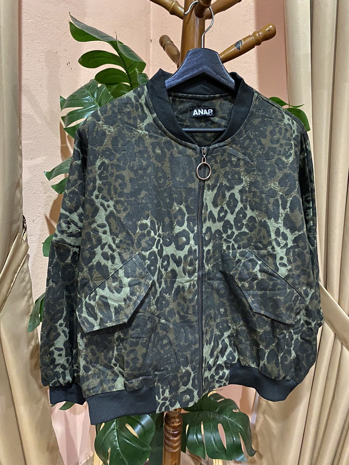 If Six Was Nine ANAP Camo Leopard Print Wing Bat Bomber Jacket Streetwear Size US L / EU 52-54 / 3 - 3 Thumbnail