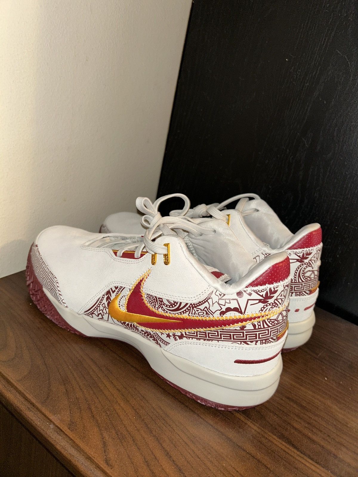 Nike LeBron NXXXT Gen AMPD ‘Cavaliers’ ‘USC’ Size US 11.5 / EU 44-45 - 2 Thumbnail