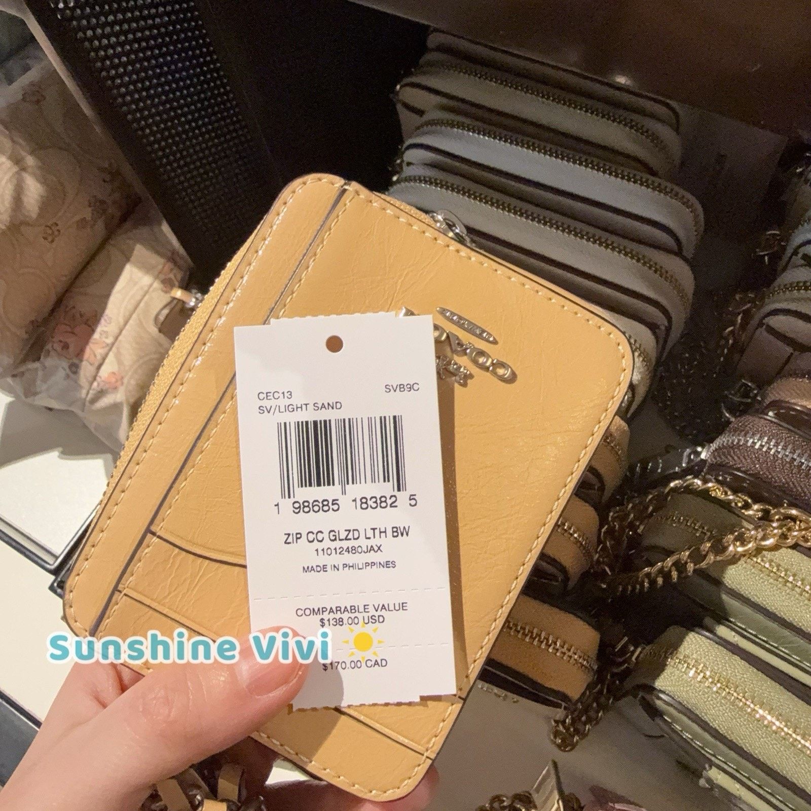 Coach NWT Coach Zip Card Case Bows CEC13 leather/Light Sand Size ONE SIZE - 6 Thumbnail