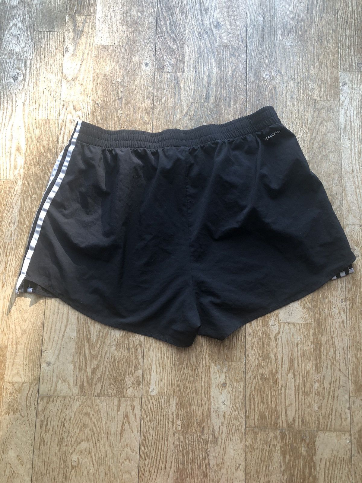 Adidas ADIDAS CLASSIC SPORT LIGHT RUNNING SHORTS Size US 37 - 2 Thumbnail