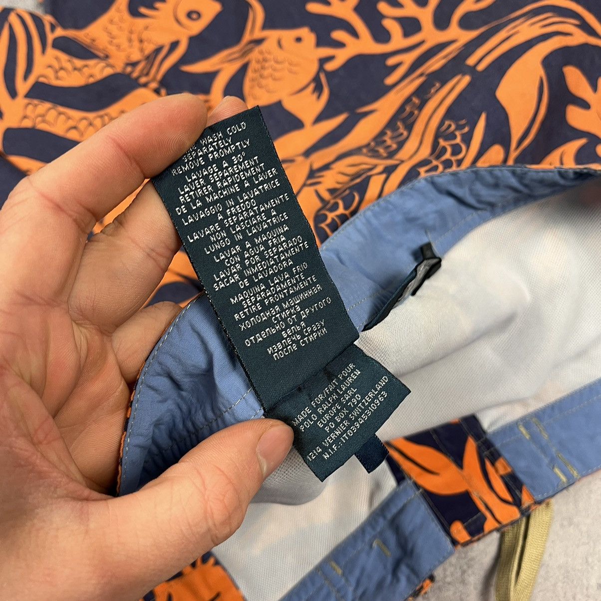 Polo Ralph Lauren Vintage Polo Ralph Lauren fish print logo swim shorts 90’s Size US 34 / EU 50 - 9 Thumbnail