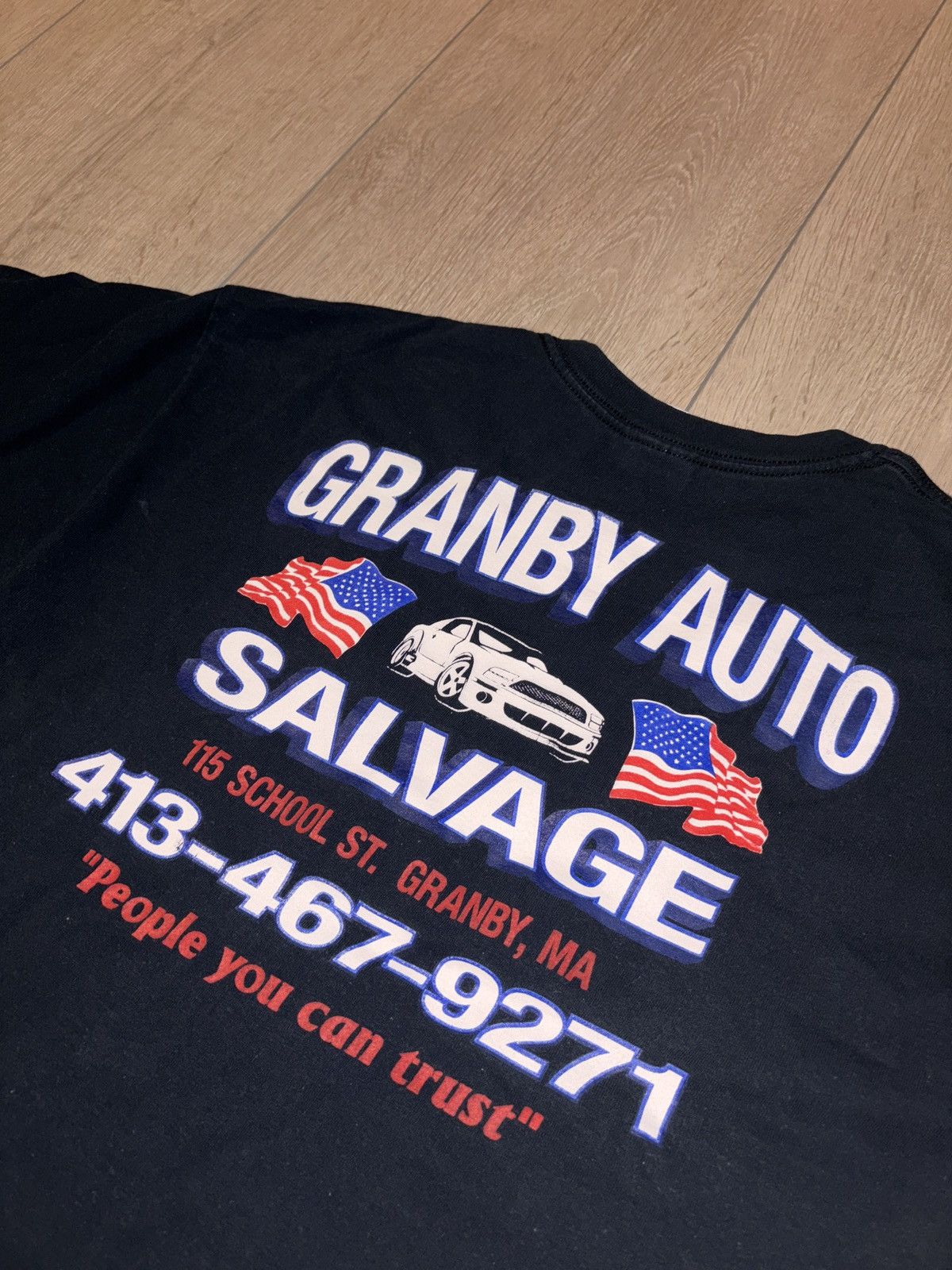 Vintage Vintage Gildan Car dealership Tshirt Size US M / EU 48-50 / 2 - 2 Thumbnail