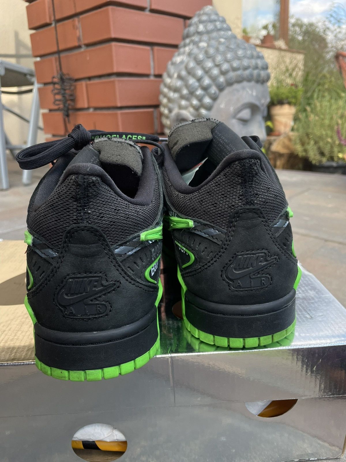 Nike × Off-White Nike Air Rubber Dunk x Off-white green strike Size US 9 / EU 42 - 6 Thumbnail