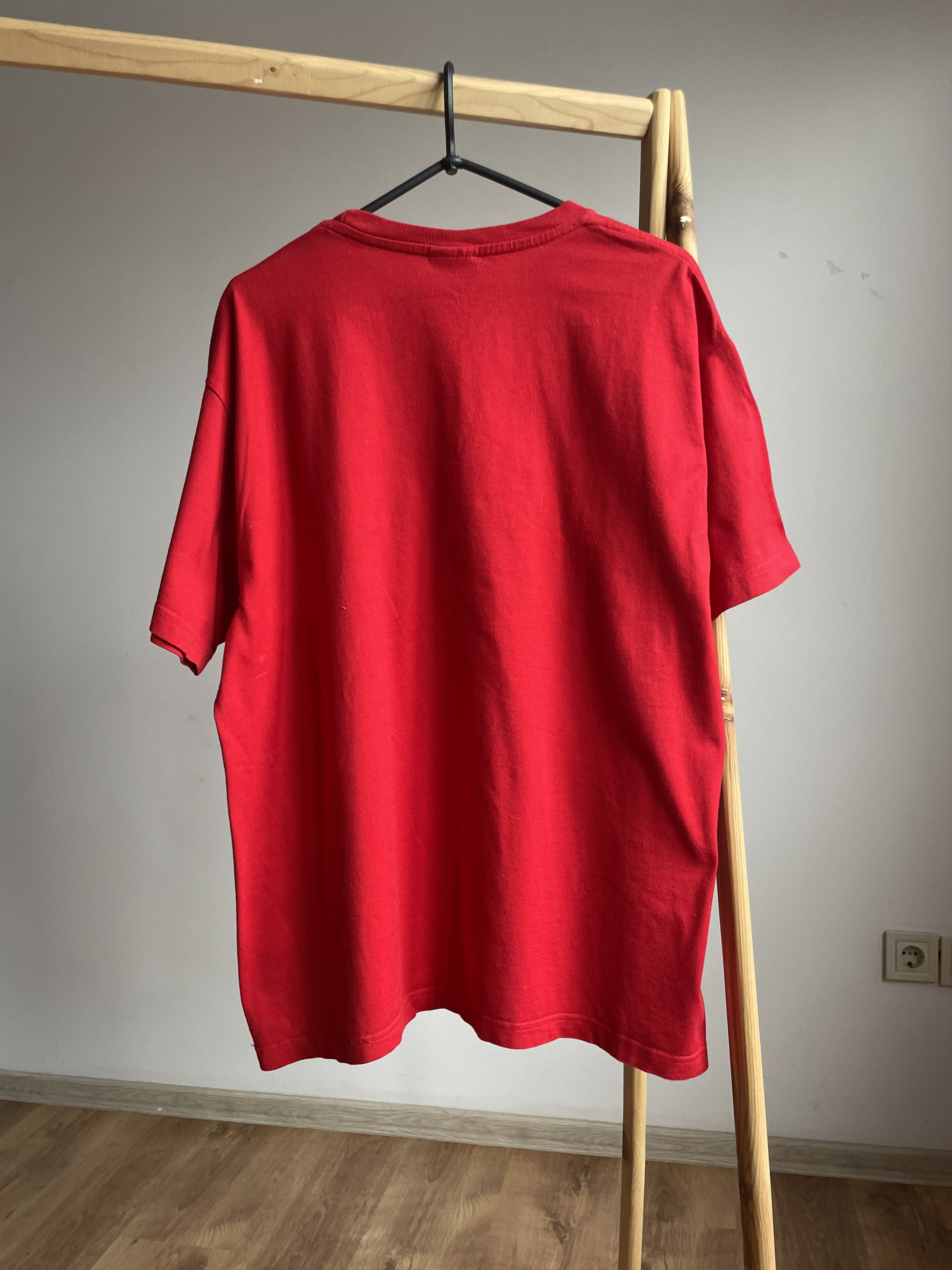 Nike Nike Vintage Y2K Big Swoosh T-Shirt Size XL Size US XL / EU 56 / 4 - 2 Thumbnail