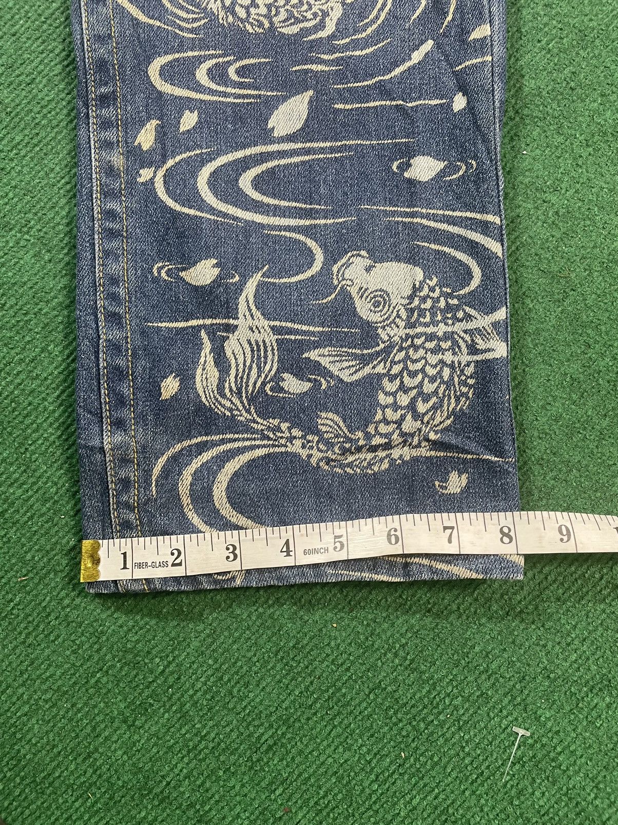 If Six Was Nine Vintage Japanese Jean with Koi Fish Painted Size US 32 / EU 48 - 12 Thumbnail