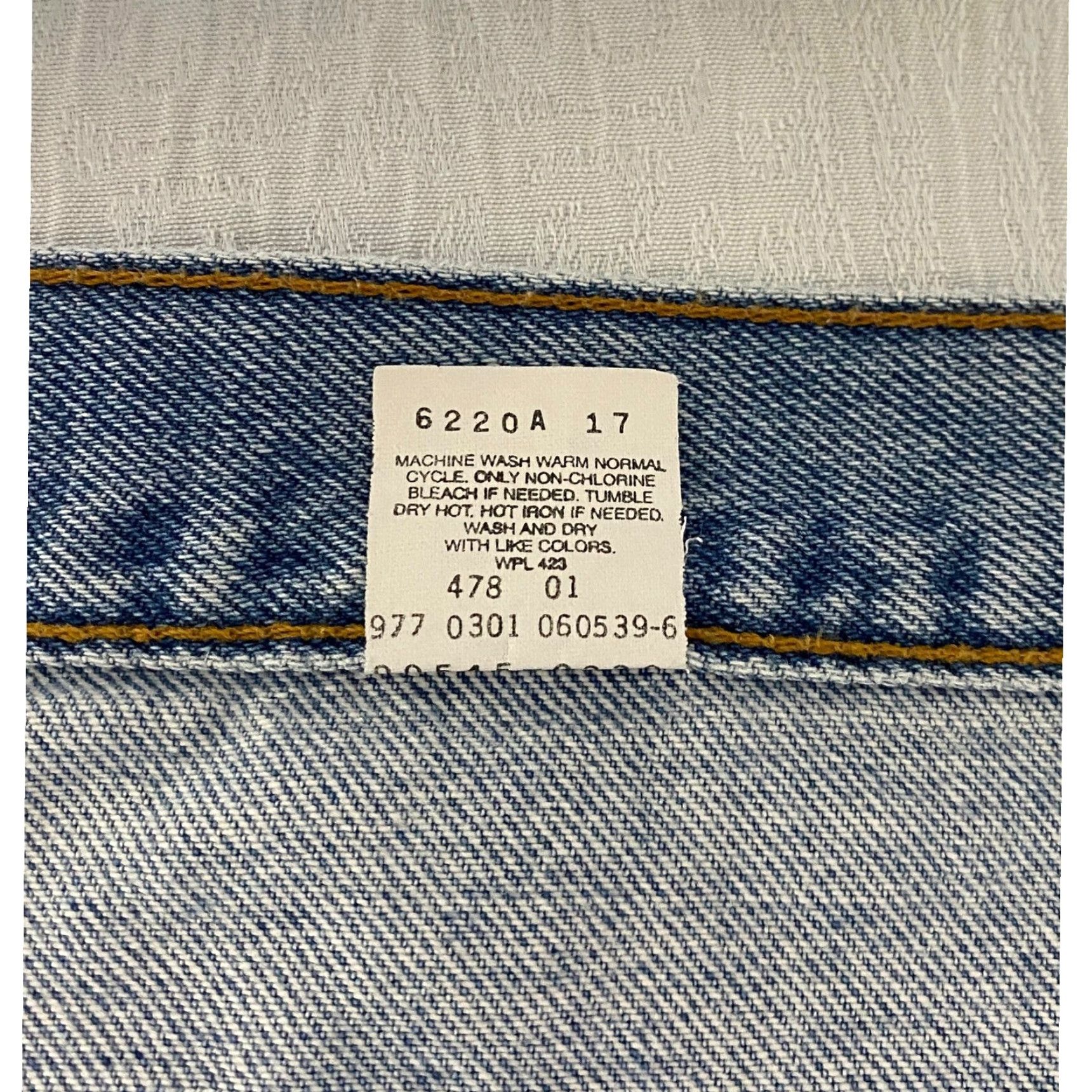 Levi's VINTAGE Levi's 545 Jeans Men 44 Inseam 30 Relaxed Straight 5-Pocket Denim Light Blue Cotton Button Zipper Logo Vintage 545 Size US 44 / EU 60 - 7 Thumbnail