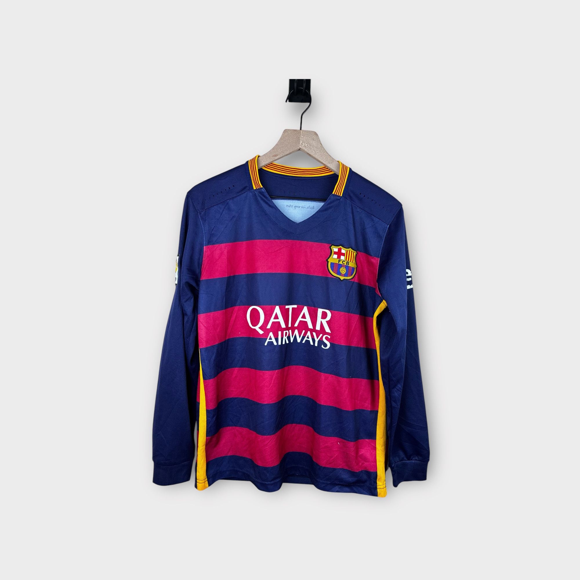 Vintage Unicef Qatar Airways FCB LFP Long Sleeve Soccer Jersey Size US S / EU 44-46 / 1 - 1 Thumbnail