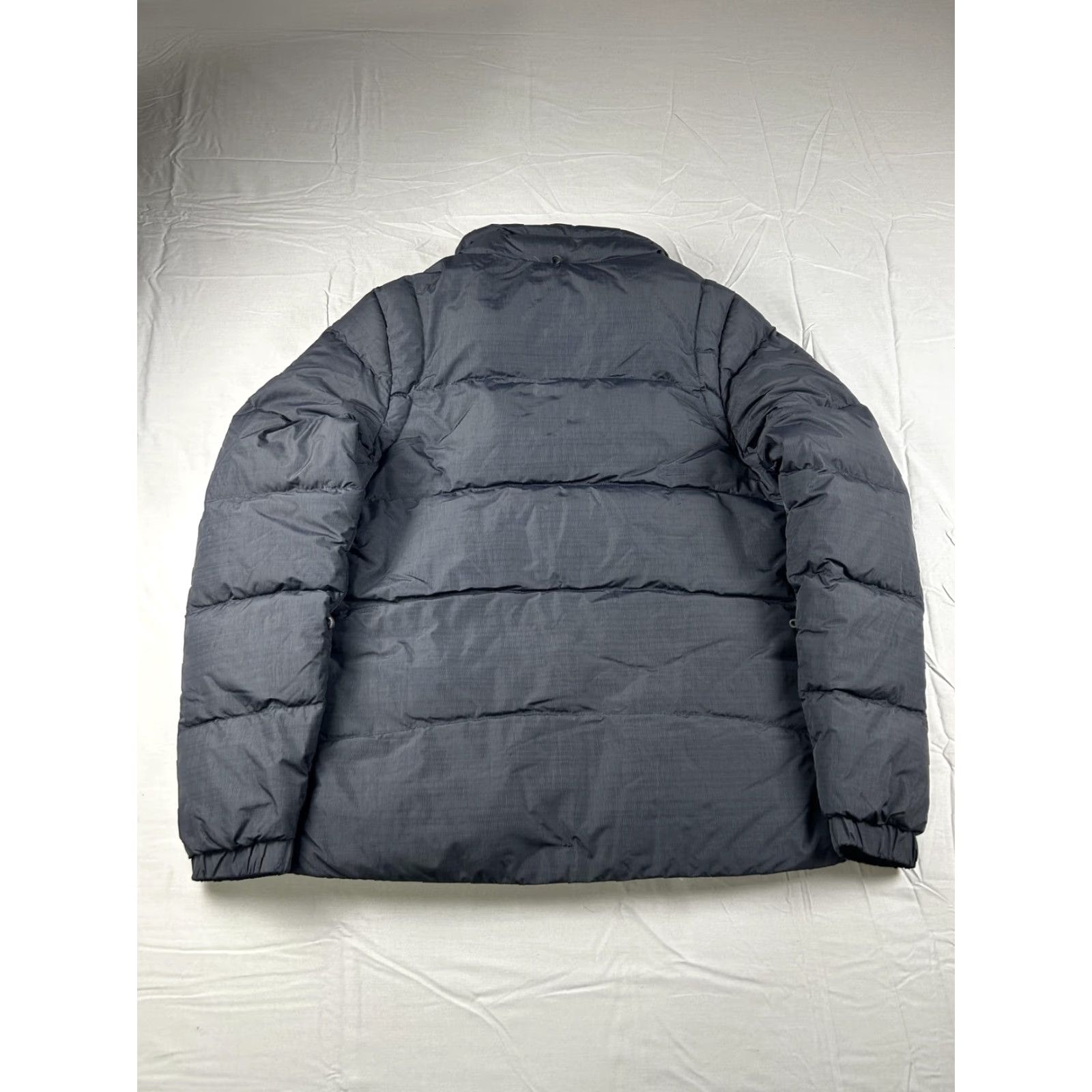 Oakley VINTAGE Oakley Jacket Womens XS Black Down Puffer Regular Fit Nylon Winter Coat Warm Y2K Size XS / US 0-2 / IT 36-38 - 2 Thumbnail