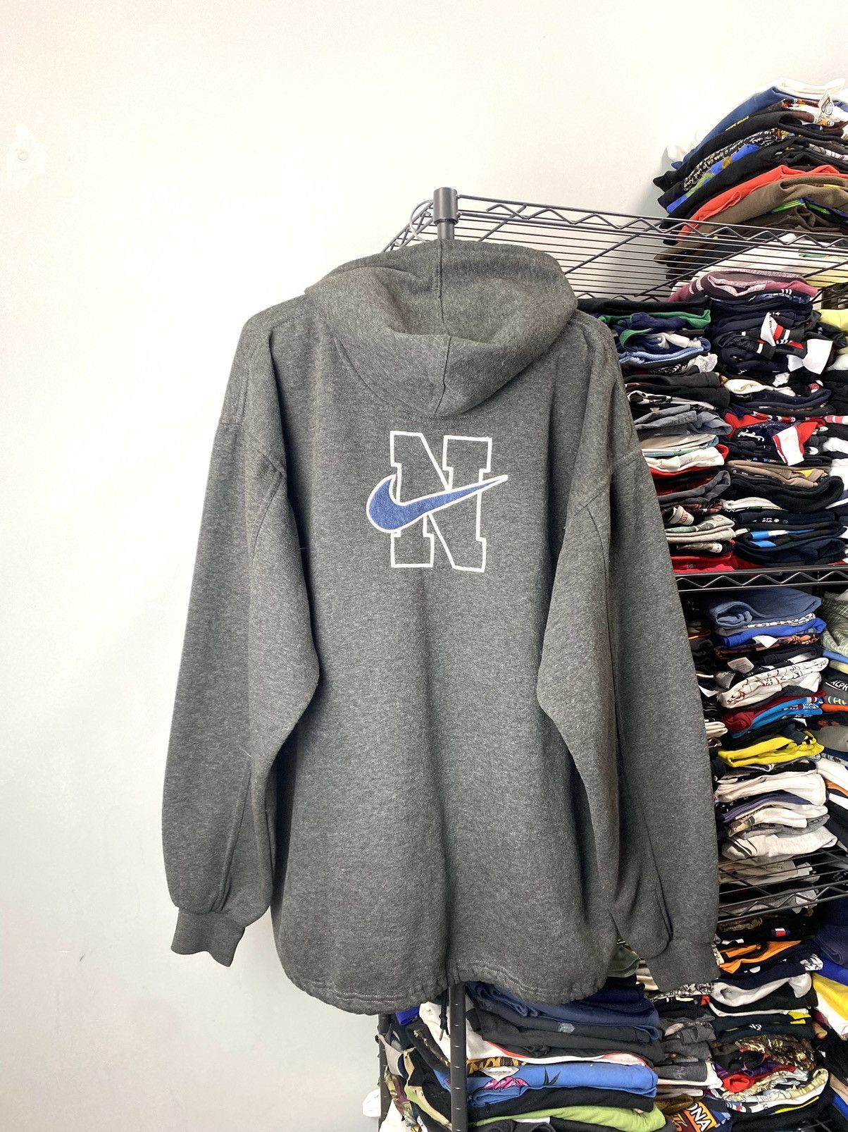 Nike 1990’s Nike Vintage Hoodie Embroidered N Logo Size US XL / EU 56 / 4 - 1 Thumbnail