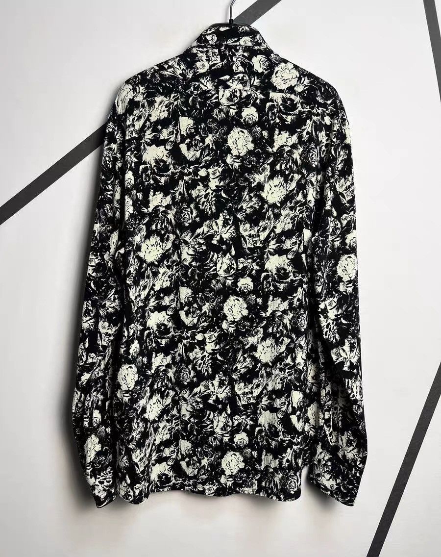 Saint Laurent Paris Authentic Saint Laurent SLP 2022 Spring Size US XXS / EU 40 - 2 Thumbnail
