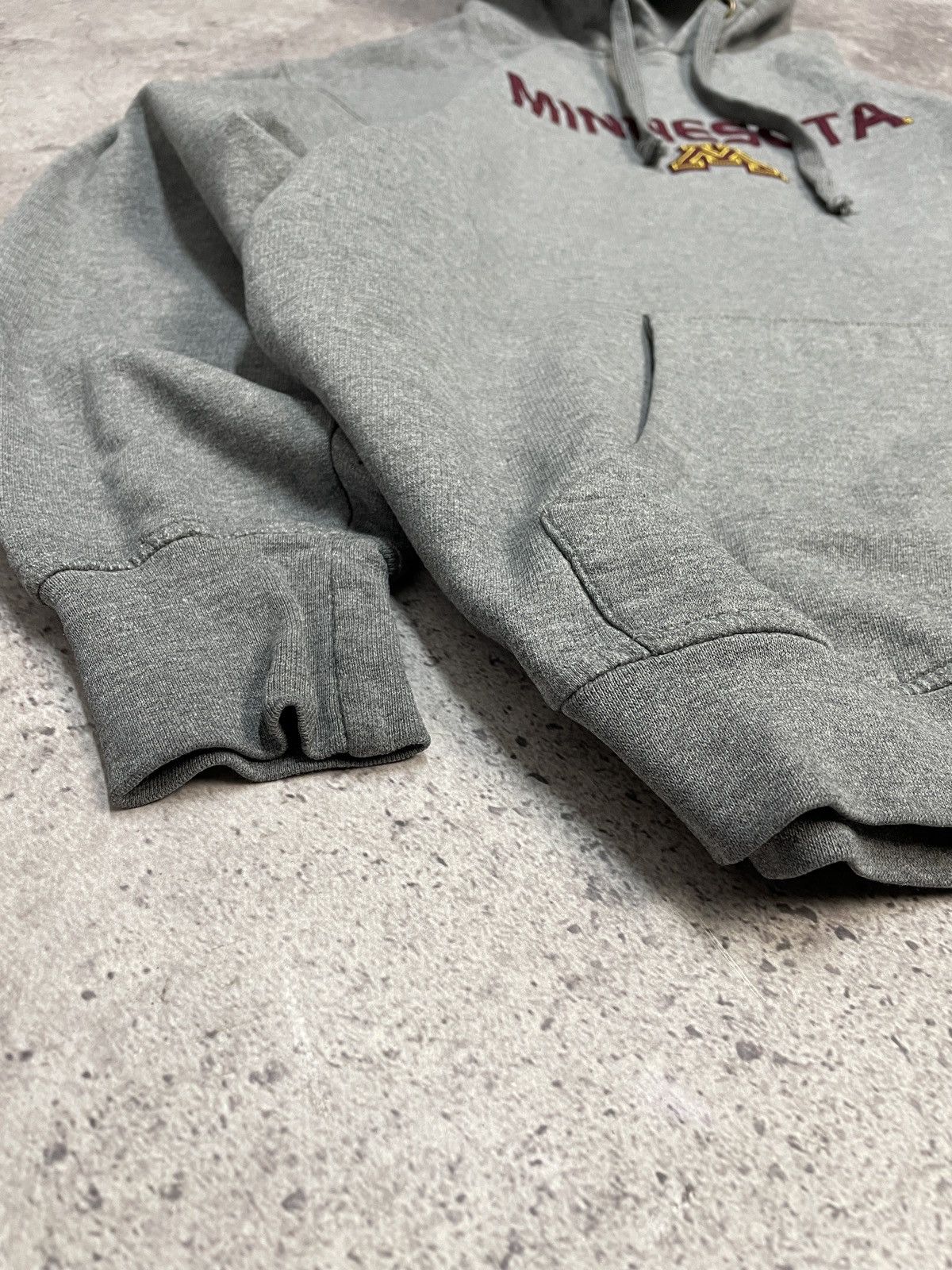 Vintage Vintage Minnesota Hokey Nike Crewneck 1997 very rare Size US L / EU 52-54 / 3 - 5 Thumbnail
