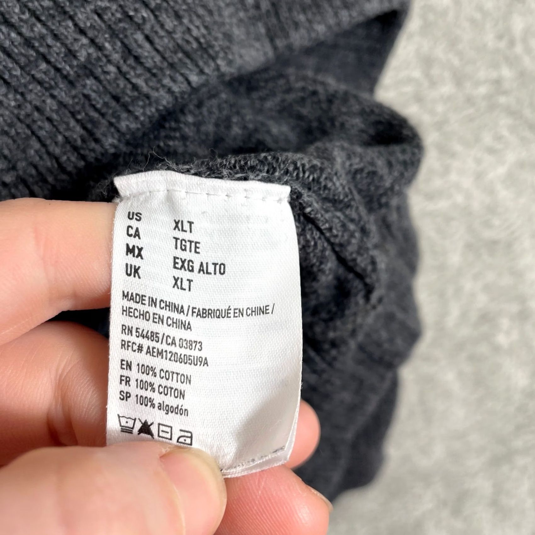 American Eagle Outfitters American Eagle Sweater Mens XLT Gray V Neck Cotton Pullover Solid Basic Size US XL / EU 56 / 4 - 5 Thumbnail