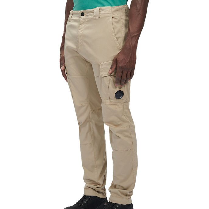 C.P. Company o1y1224 Cargo Pant in Beige Size US 38 / EU 54 - 2 Thumbnail