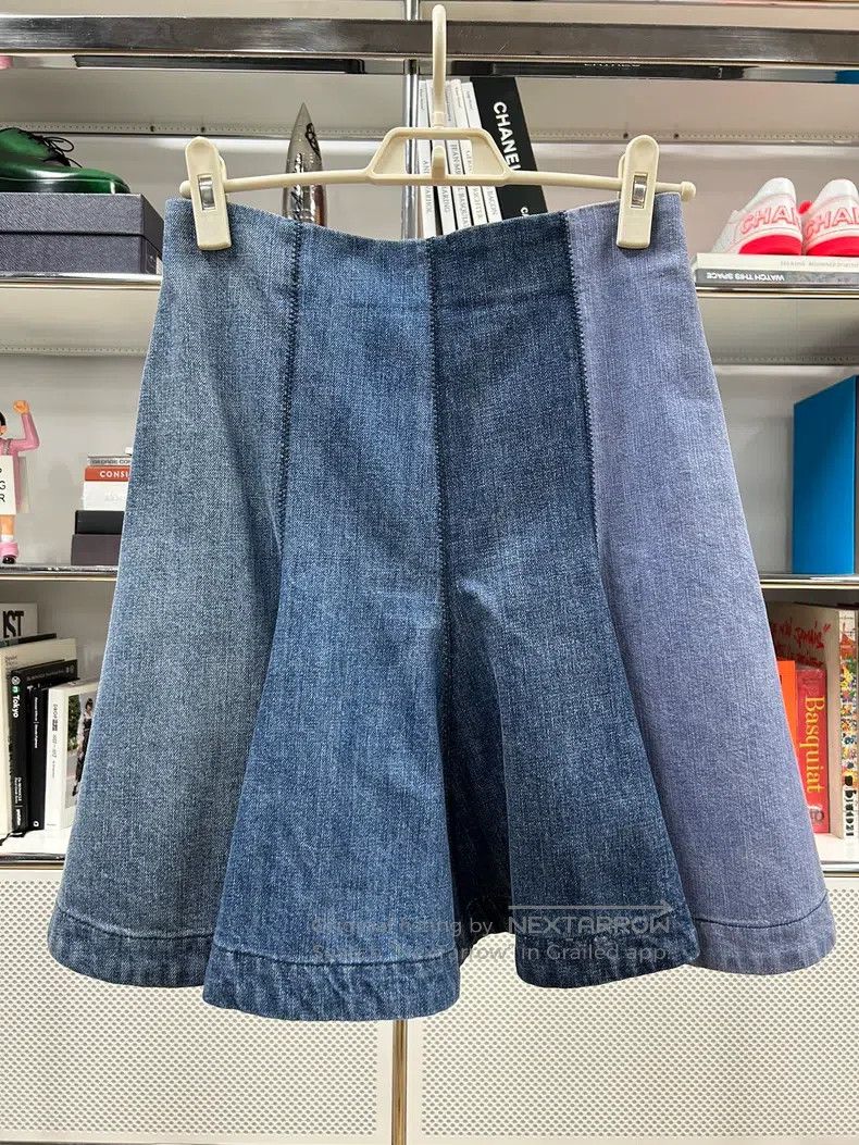 Dior Dior Blue gradient denim stitching skirt Size 25" / US 0 / IT 36 - 1 Thumbnail