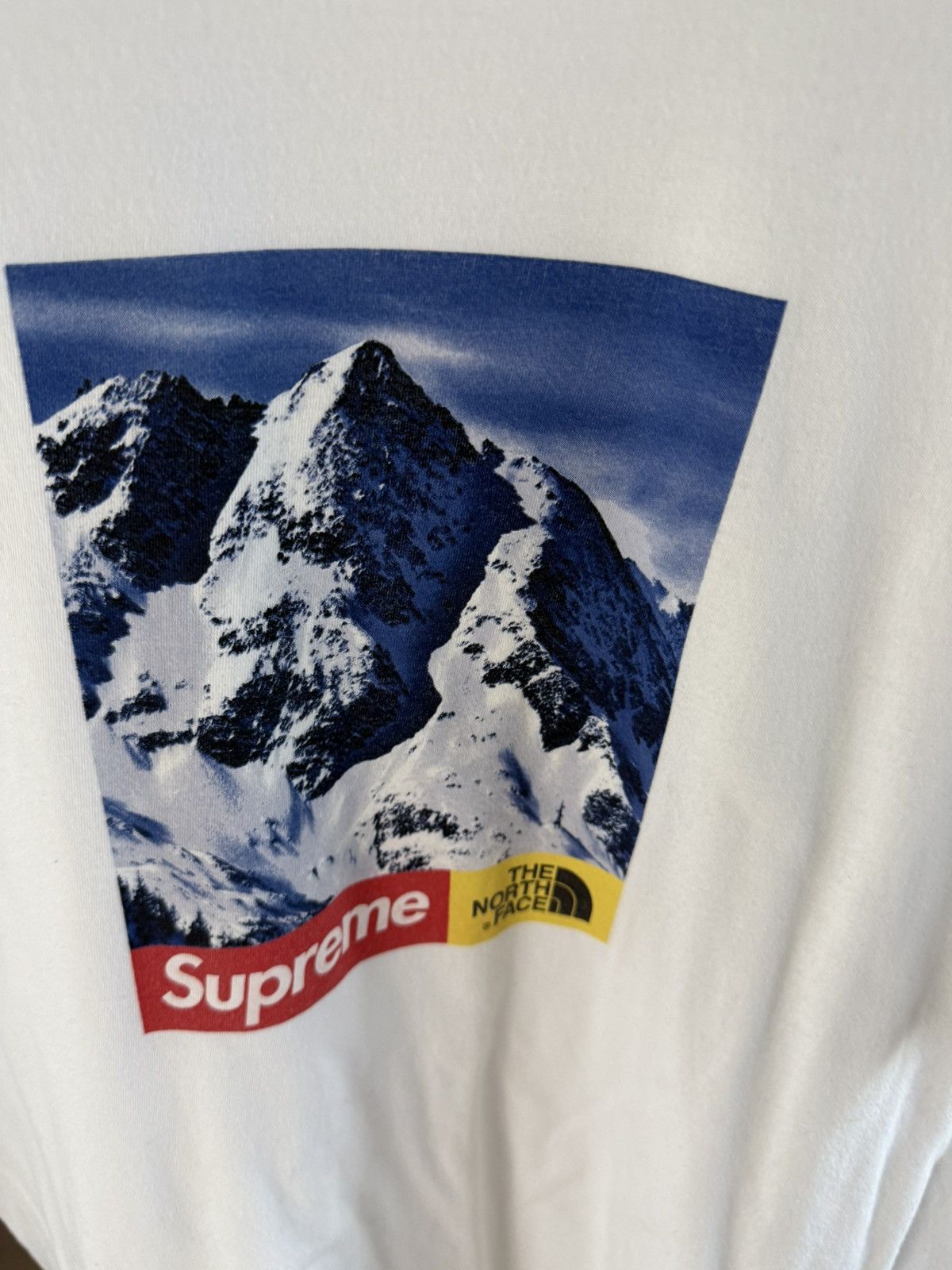 Supreme × The North Face Supreme The North Face Mountain Tee White Size US XL / EU 56 / 4 - 2 Thumbnail