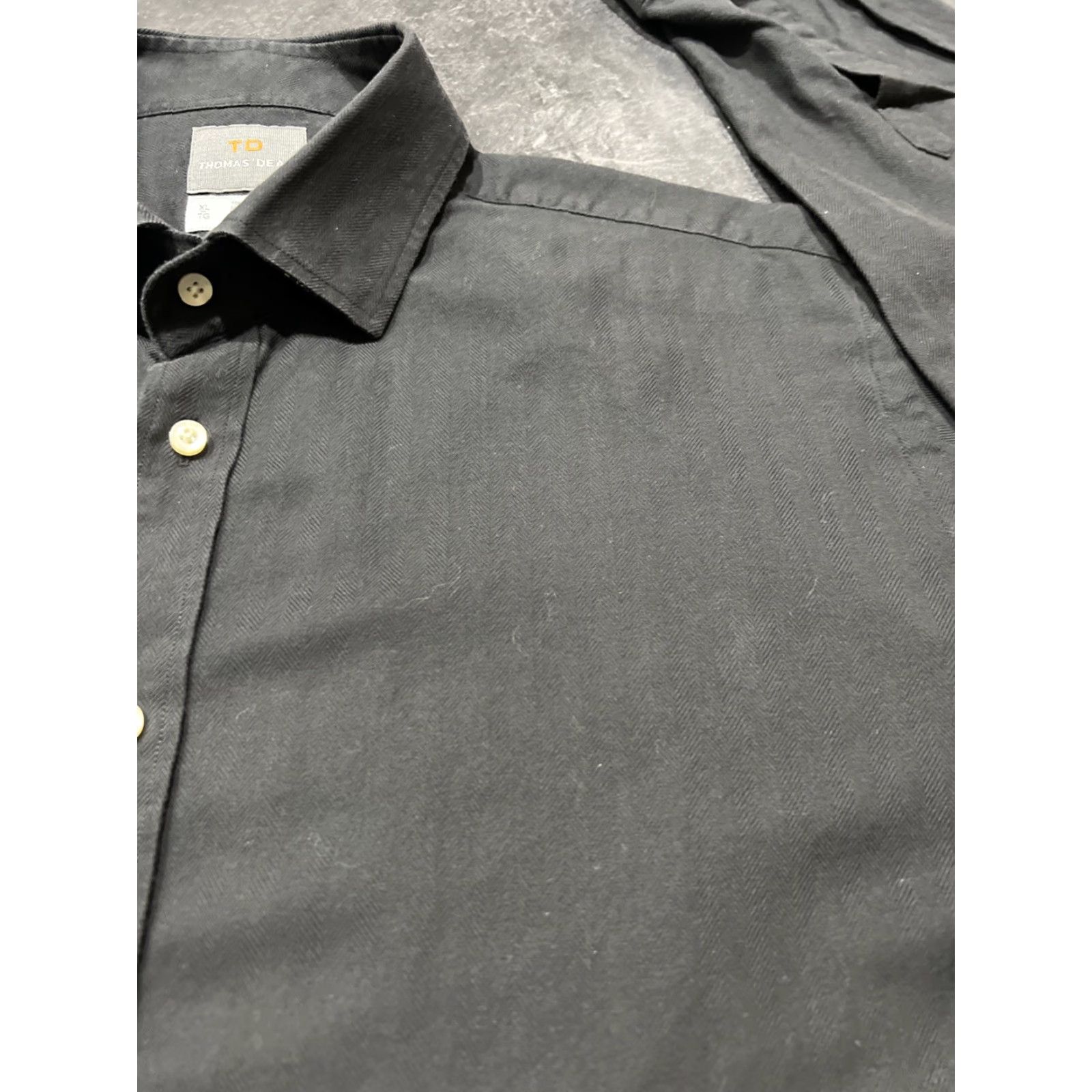 Vintage Thomas Dean Mens Button Front Long Sleeve Cotton Black Herringbone Shirt XL Size US XL / EU 56 / 4 - 3 Thumbnail