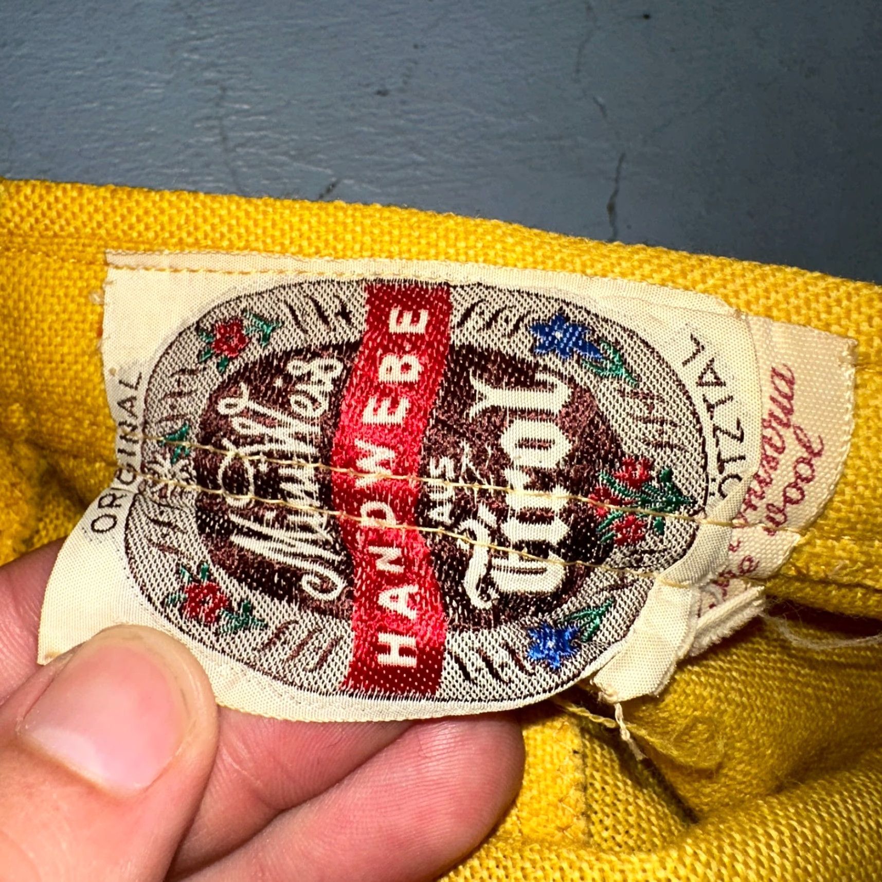 Vintage VINTAGE Weiss Skirt, Wool, Yellow, Midi - Handwoven Tyrol, Button, Lace Trim, Paisley, Knit, 50s, Austrian, Womens, S Size 28" / US 6 / IT 42 - 6 Thumbnail