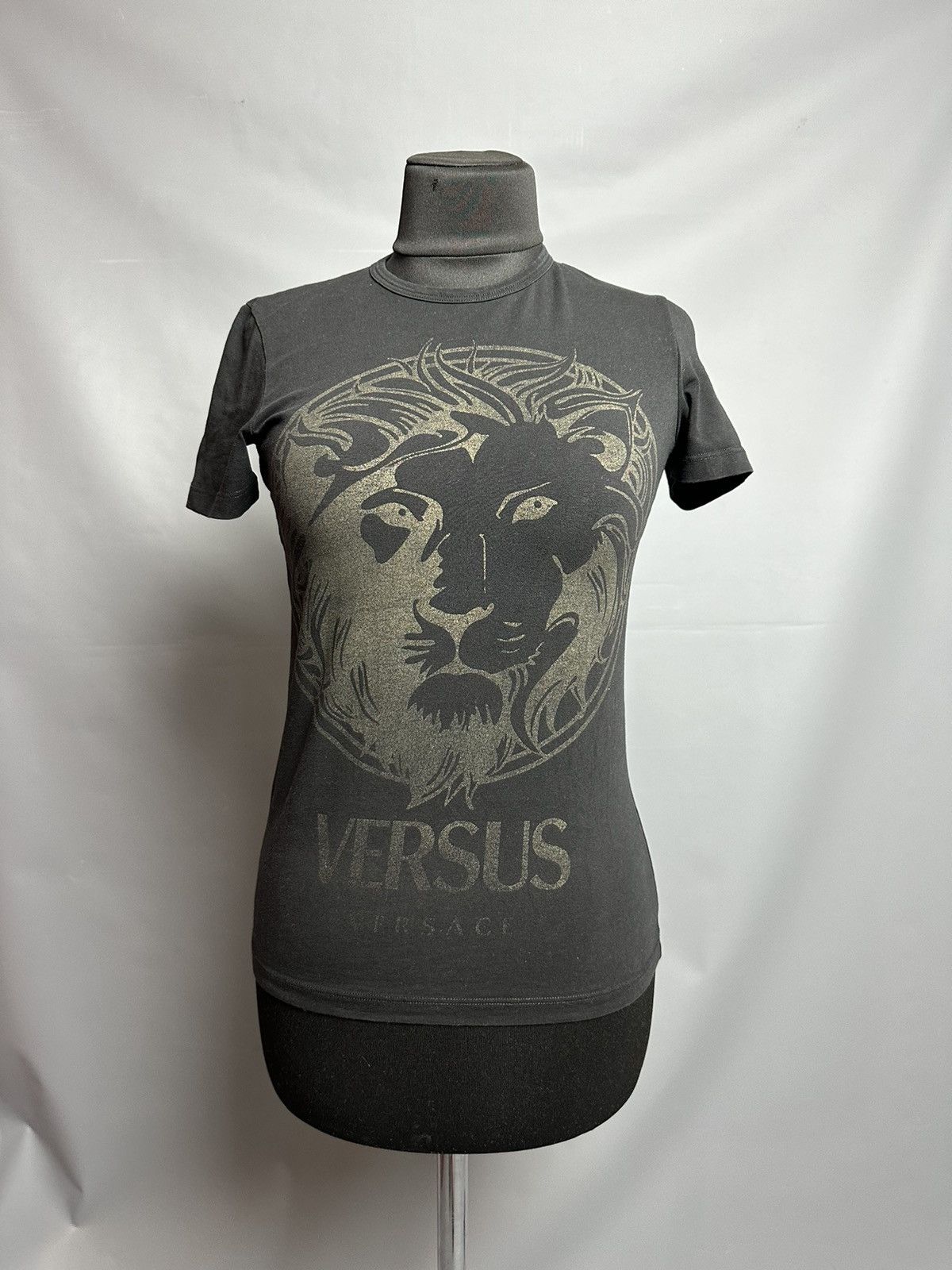 Versace Versace Versus T Shirt Size S Size S / US 4 / IT 40 - 1 Thumbnail