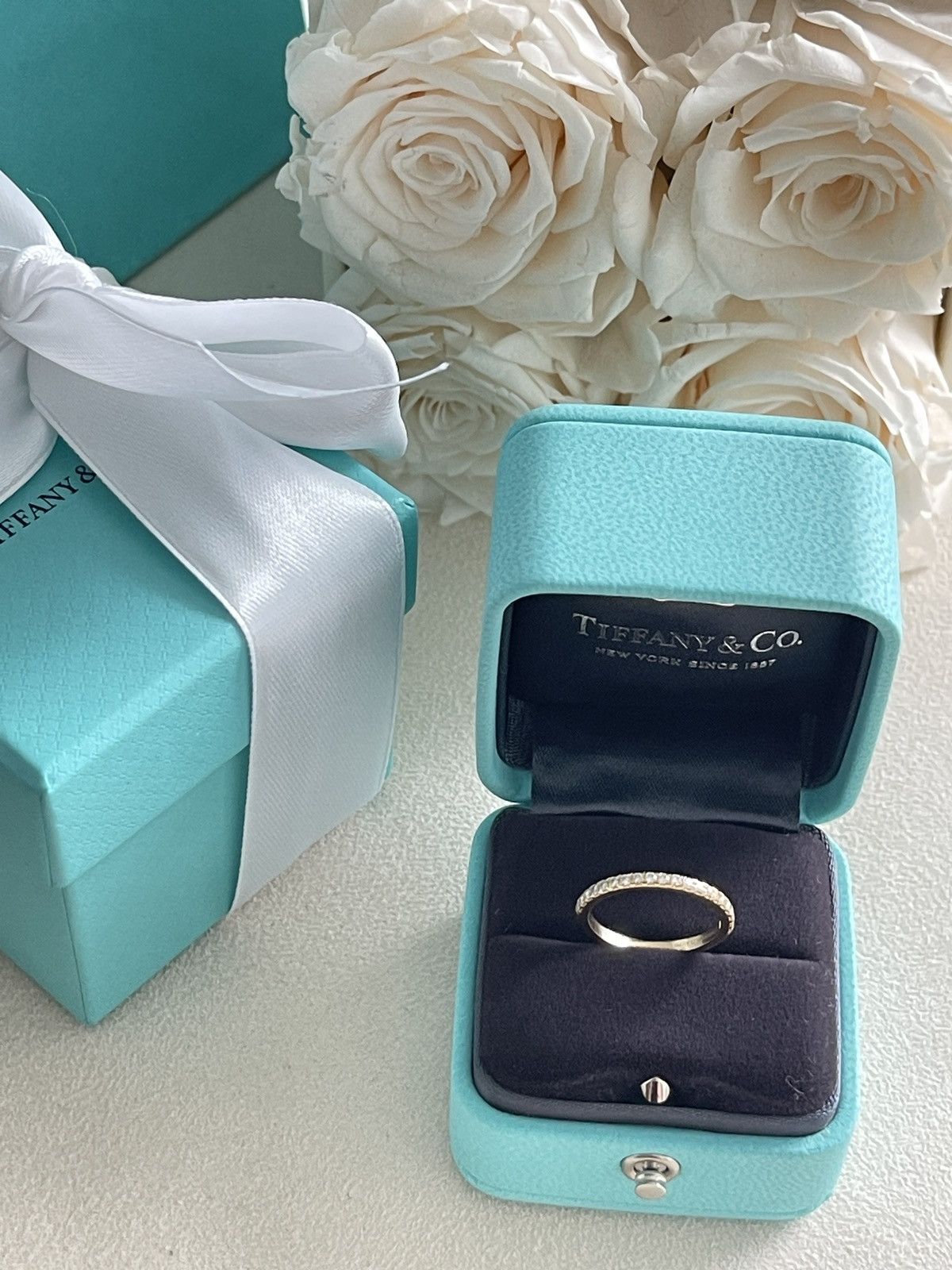 Tiffany & Co. Tiffany Soleste Half Eternity Ring YG Dia 4.5 NEW $3,200 Size ONE SIZE - 6 Thumbnail