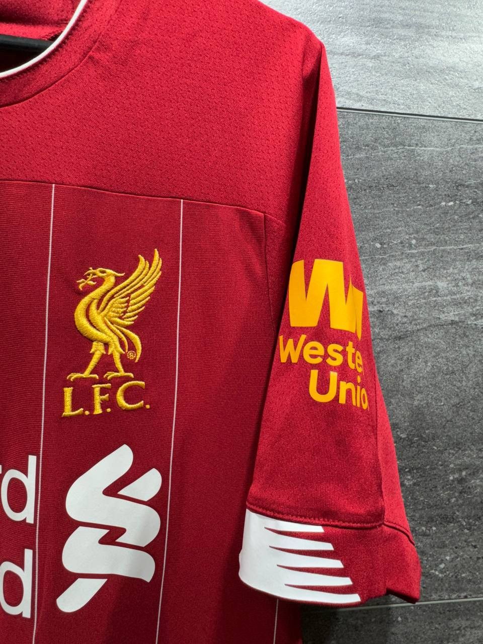 Other LIVERPOOL 2019/2020 HOME FOOTBALL SHIRT NEW BALANCE Size US S / EU 44-46 / 1 - 2 Thumbnail