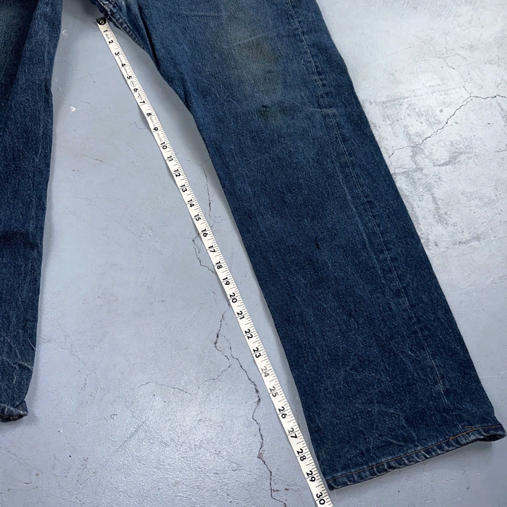 Levi's Levi's 501 Vintage 80s USA Straight Leg Jeans Blue Light Wash 40x33 38x29 Men Denim Cotton Mid Rise Regular Inseam 33 Size US 40 / EU 56 - 6 Thumbnail