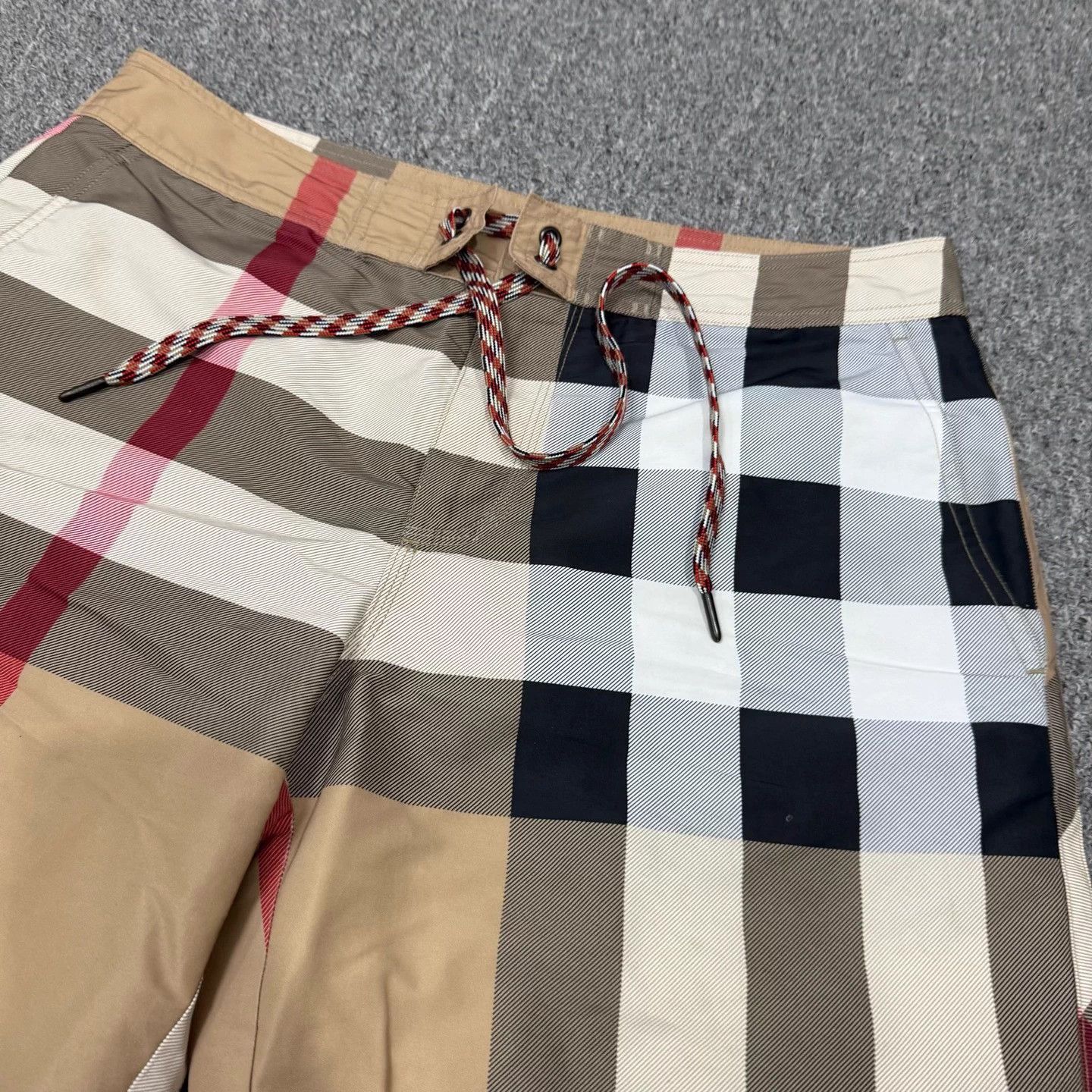 Burberry Burberry classic check short M 99 New Size US 33 - 3 Thumbnail