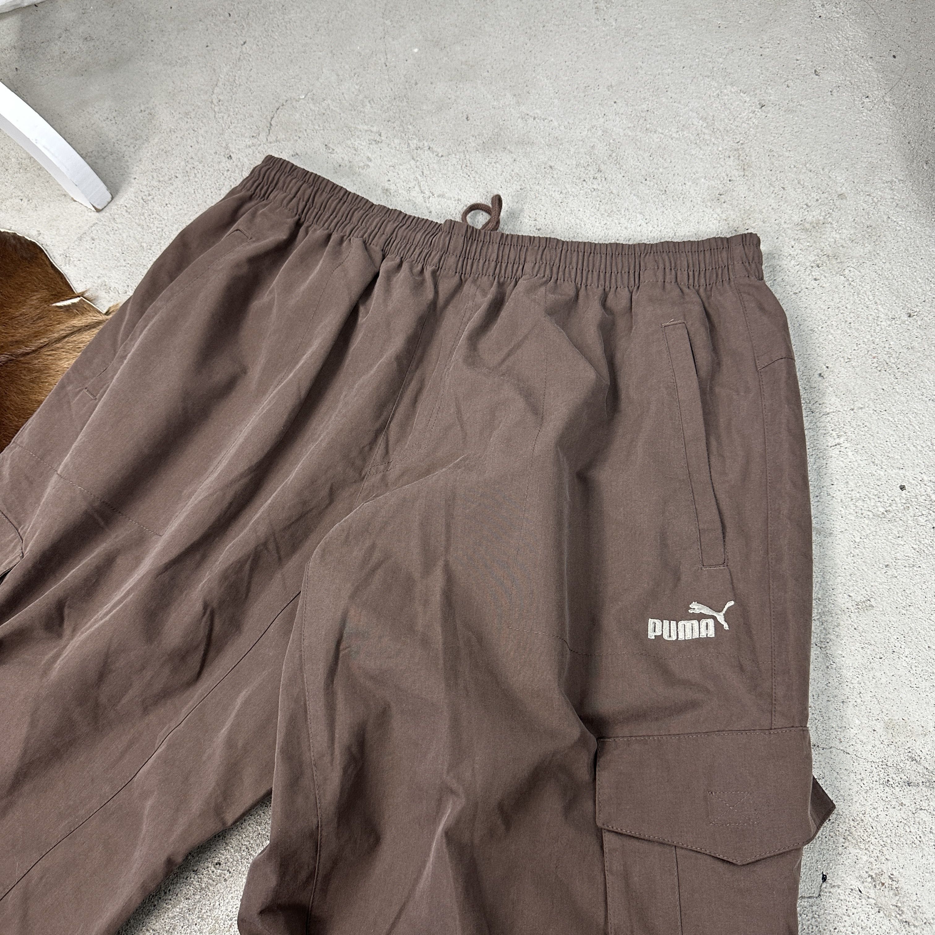 Puma × Vintage Vintage Streetwear Sportswear Puma Parachute Sweatpants 00s Size US 40 / EU 56 - 2 Thumbnail
