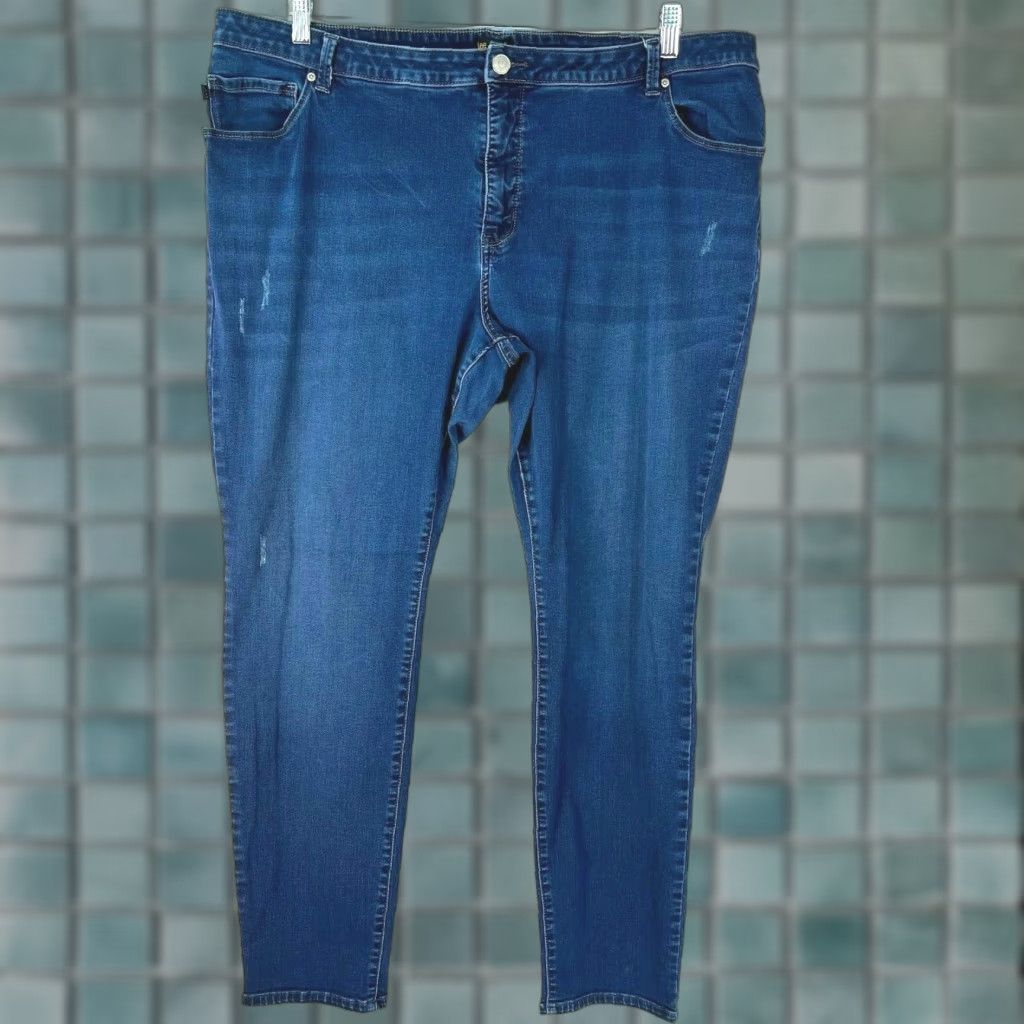Lee Lee Jeans Womens Slim Skinny Mid Rise Stretch Blue Denim Jeans 24W Long Size Type Plus 5-Pocket Design Blue 32 in Inseam Mens? Wait. Size 42" / US 20 - 1 Thumbnail