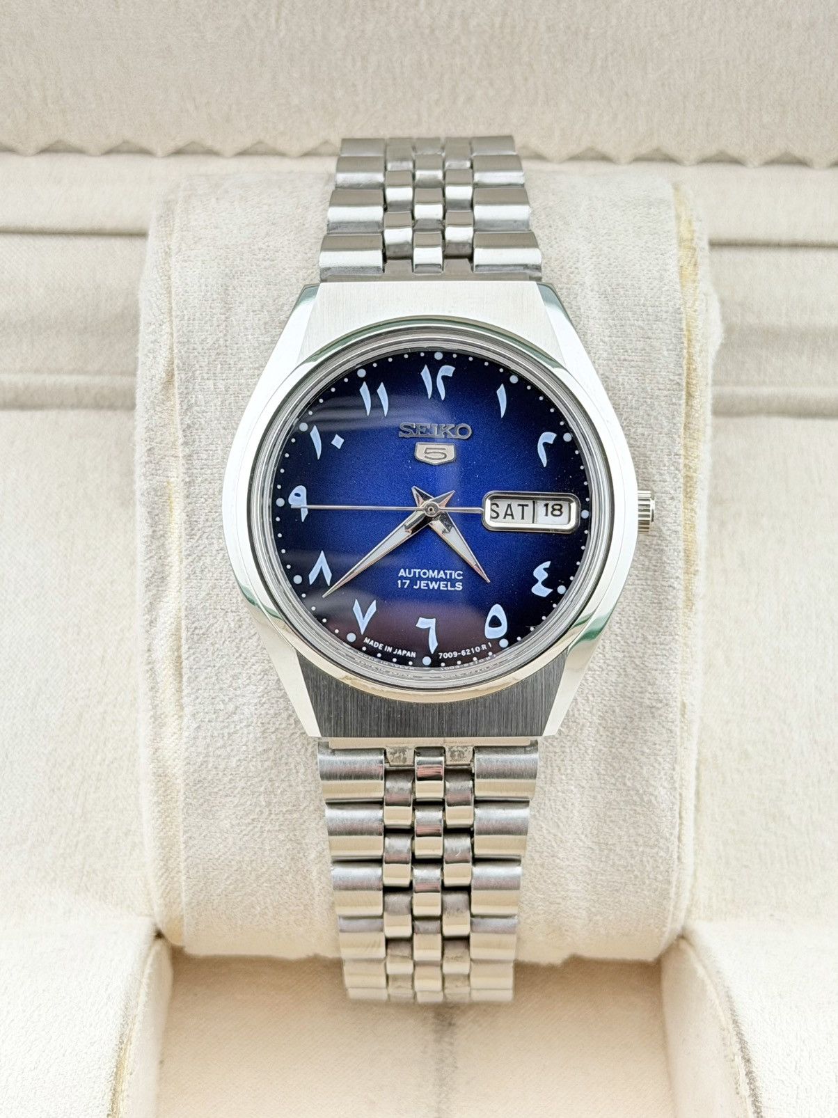 Seiko Seiko 5 Automatic Vintage Watch Navy Blue Dial Wristwatch Size 36 - 1 Thumbnail