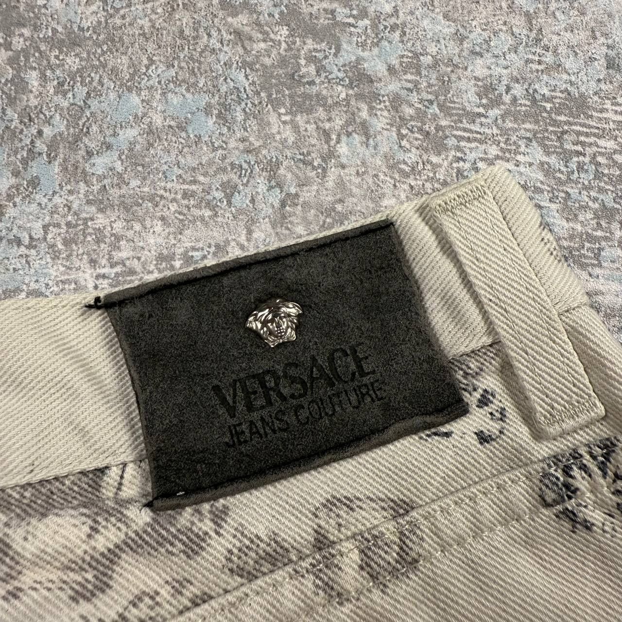 Versace Jeans Couture Versace Jeans Couture Diamond Jewel Graphic Print Size US 32 / EU 48 - 5 Thumbnail