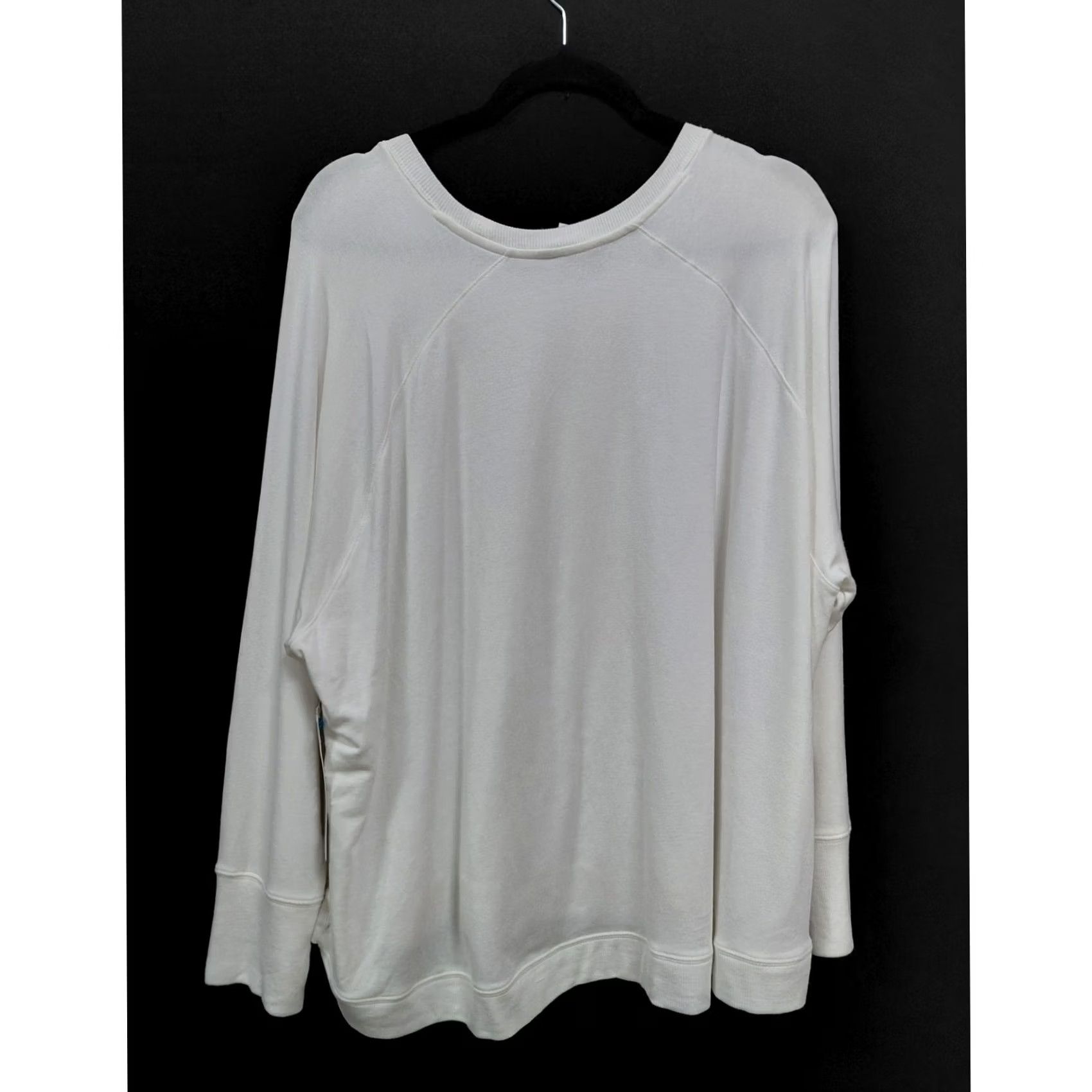 Athleta NWT Athleta White Long Sleeve Top Solid Knit Women size 3X Crew Neck Pullover Relaxed Fit Modal Spandex Everyday Casual Size XXL / US 16-18 / IT 52-54 - 2 Thumbnail