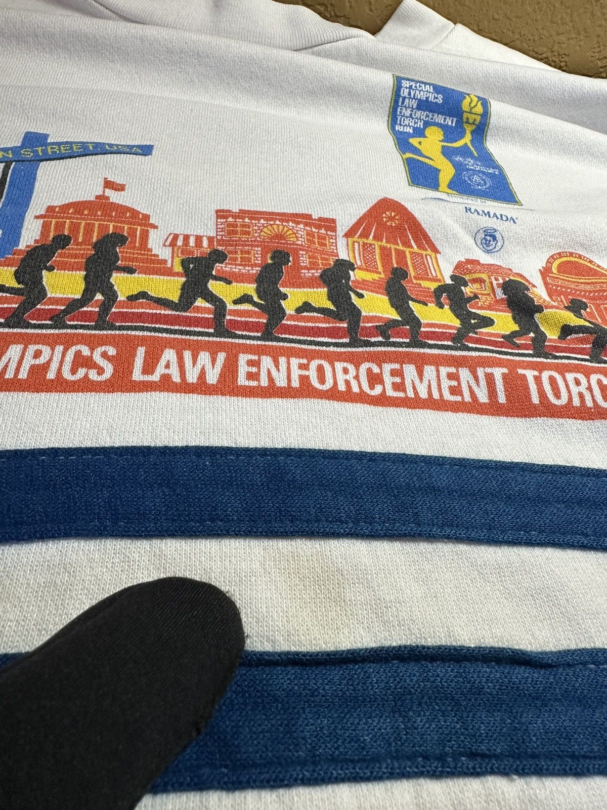 4GSELLER × Vintage vintage 80s Special Olympics Torch Run sweatshirt usa Size US L / EU 52-54 / 3 - 8 Thumbnail