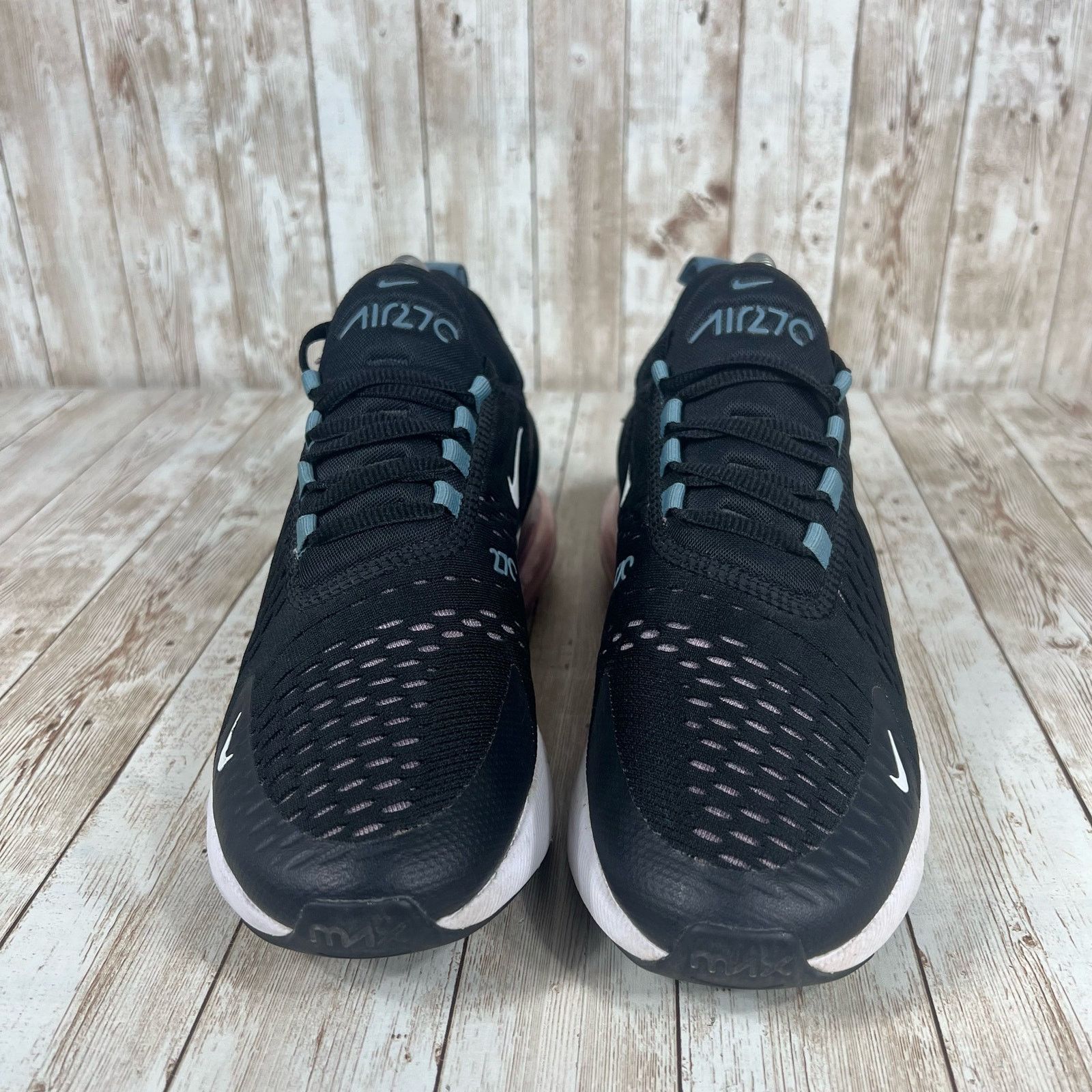 NEW Nike Air Max 270 neakers DH1080-001 Women’s Size 8.5