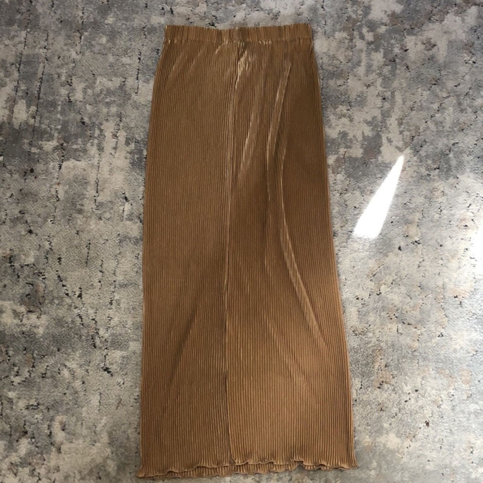 Shein SHEIN • Gold Maxi Skirt • Size 4 Size 27" / US 4 / IT 40 - 2 Thumbnail