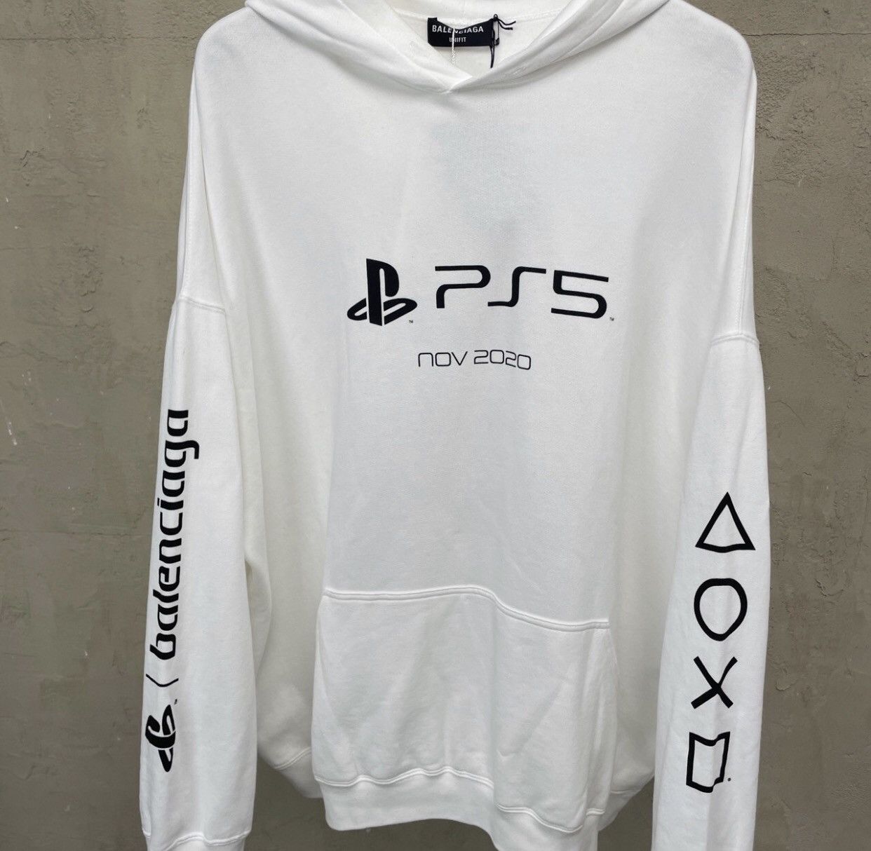 Balenciaga Balenciaga Ps5 Co branded White Letter Printed Hoodie Hoodie Size US S / EU 44-46 / 1 - 5 Thumbnail