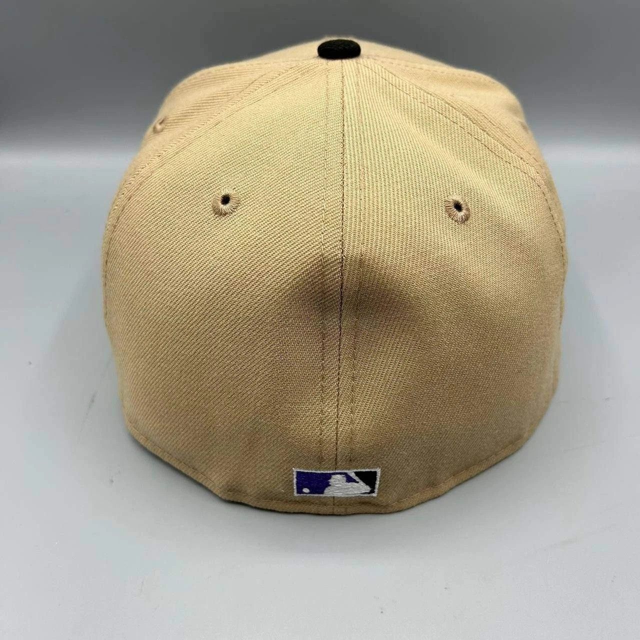 New Era Colorado Rockies Hat Men 7 3/8 Beige Black MLB Fitted Cap Size ONE SIZE - 4 Thumbnail