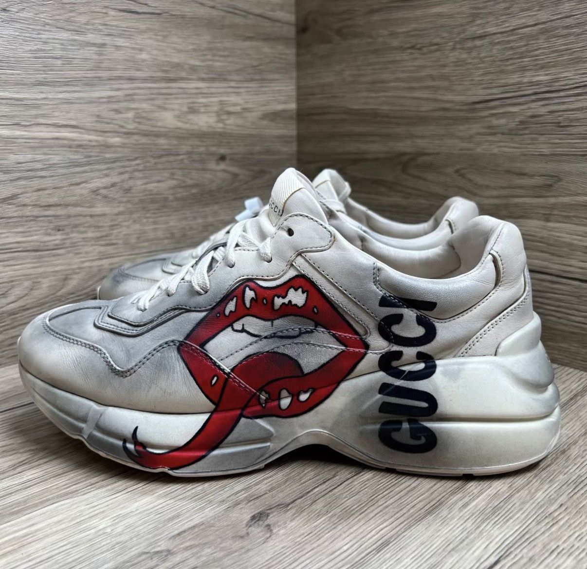Gucci Gucci Rhyton Lip Print Vintage Dad Sneakers J41 Size US 8 / EU 41 - 1 Thumbnail