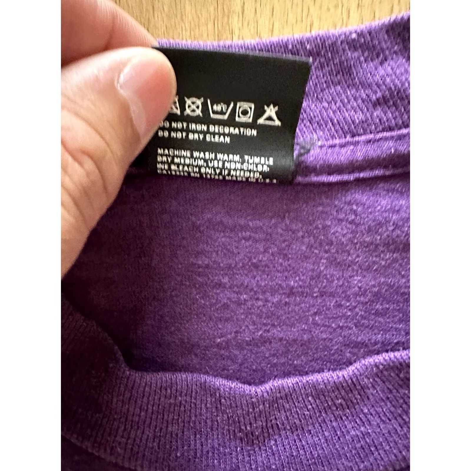 Vintage VINTAGE 80s God Is Like… Bible Jesus Tee Shirt Mens Large Purple Cotton Screen Stars Short Sleeve Crew Neck Double Sided Graphic 90s USA Mens Size US L / EU 52-54 / 3 - 5 Thumbnail