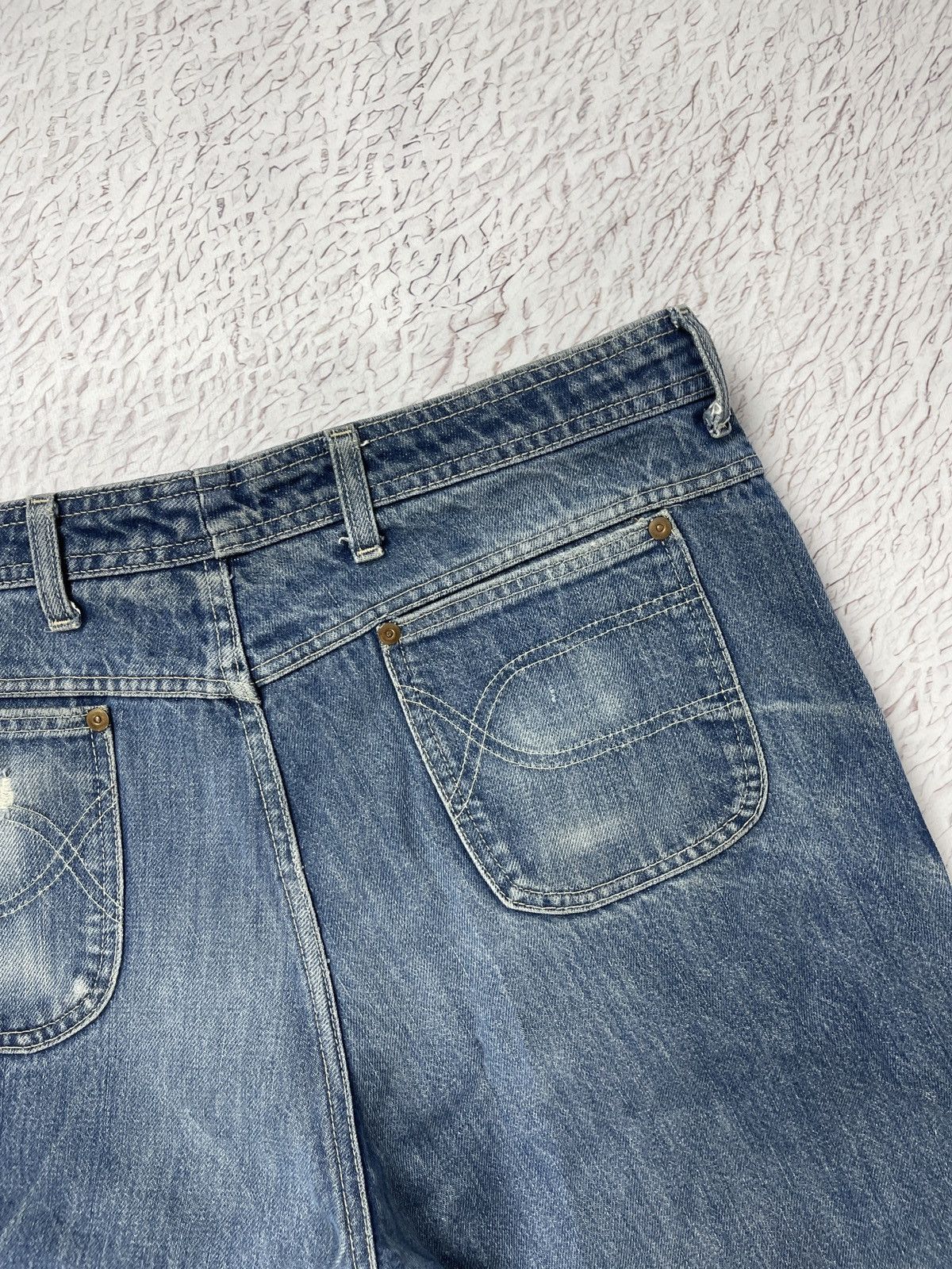 Oscar De La Renta Oscar de la Renta vintage distressed cropped denim jeans Size US 36 / EU 52 - 21 Thumbnail