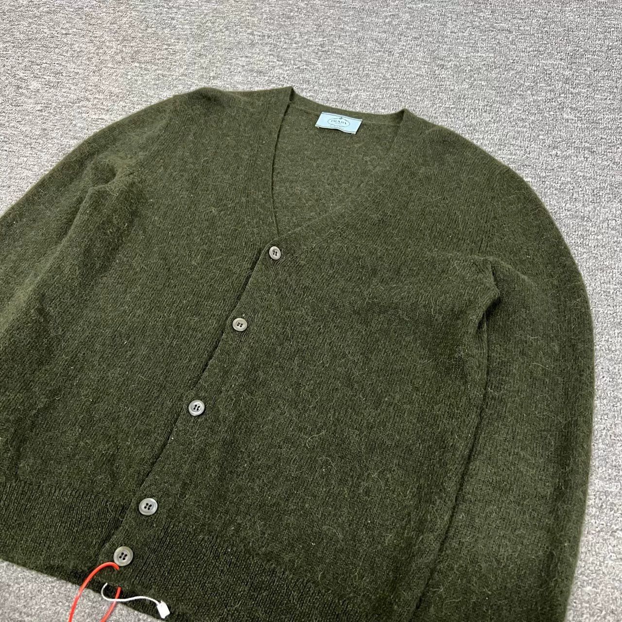 Prada Prada Classic Wool Knit Cardigan 48 Size US M / EU 48-50 / 2 - 1 Thumbnail